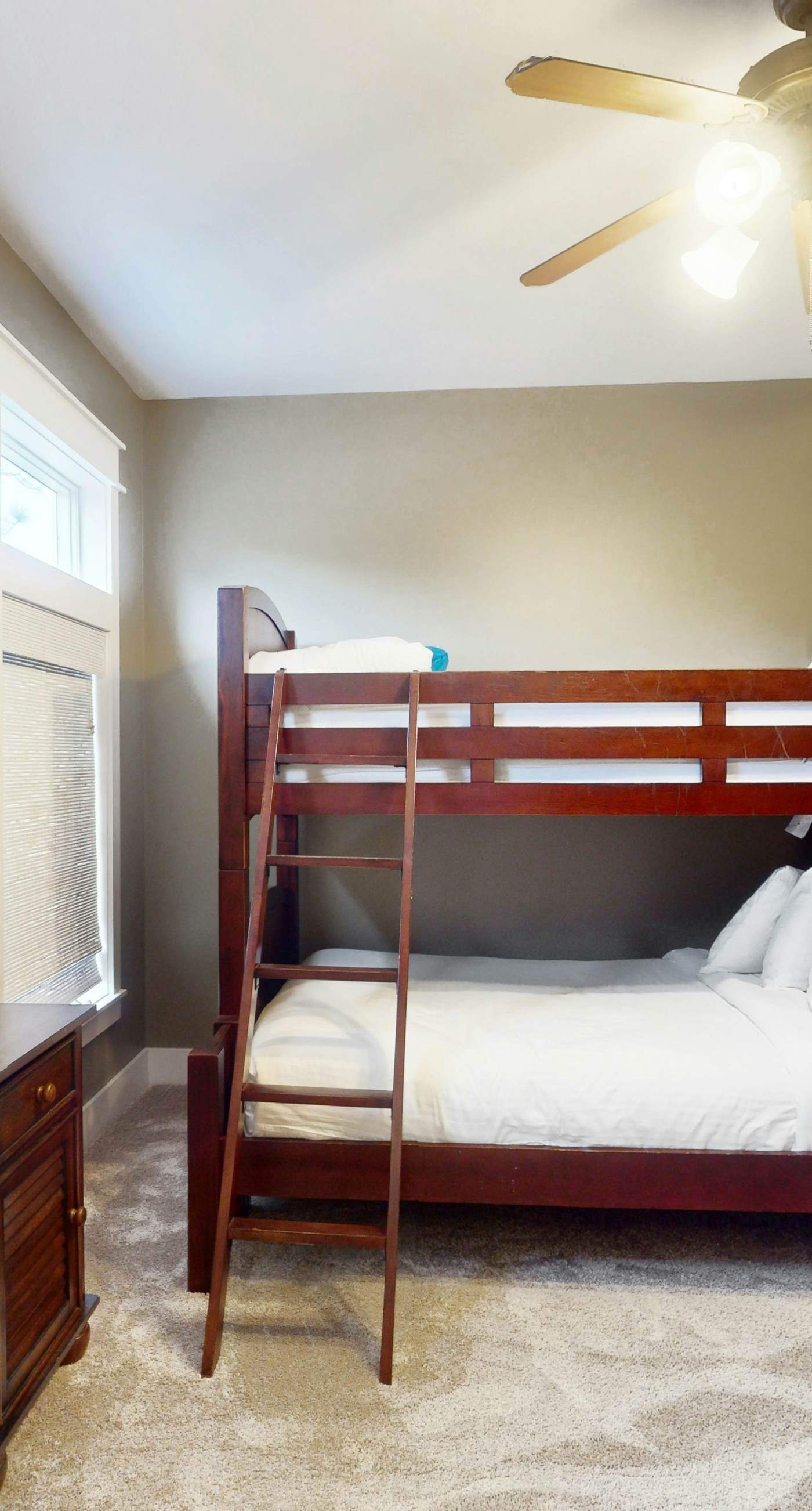 Spacious dog-friendly home w/pool, hot tub, access to tennis, pickle ball, pools