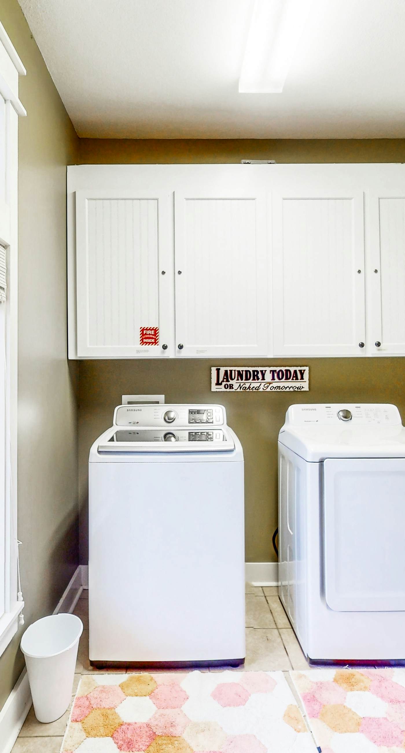 Spacious dog-friendly home w/pool, hot tub, access to tennis, pickle ball, pools