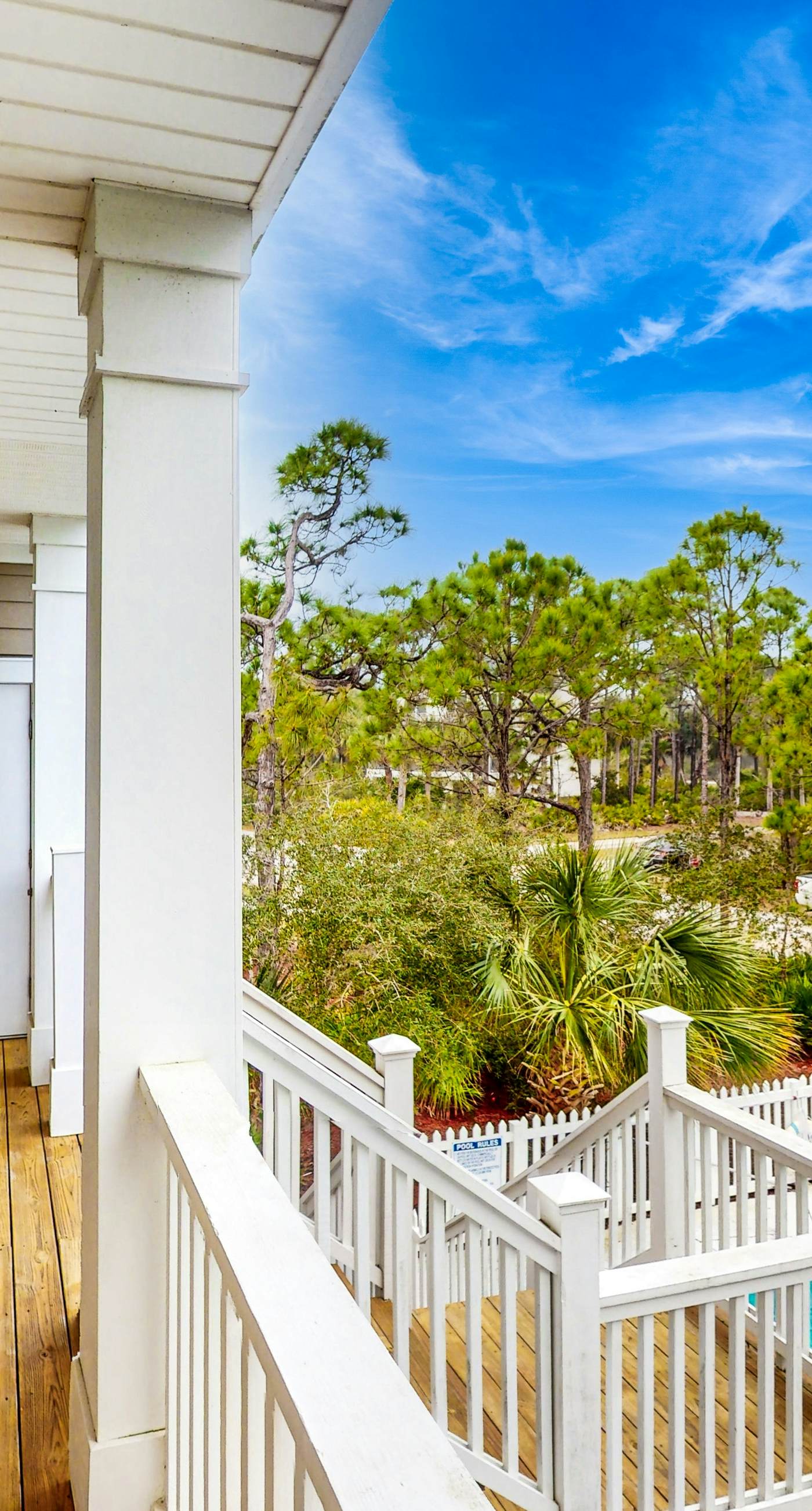 Spacious dog-friendly home w/pool, hot tub, access to tennis, pickle ball, pools