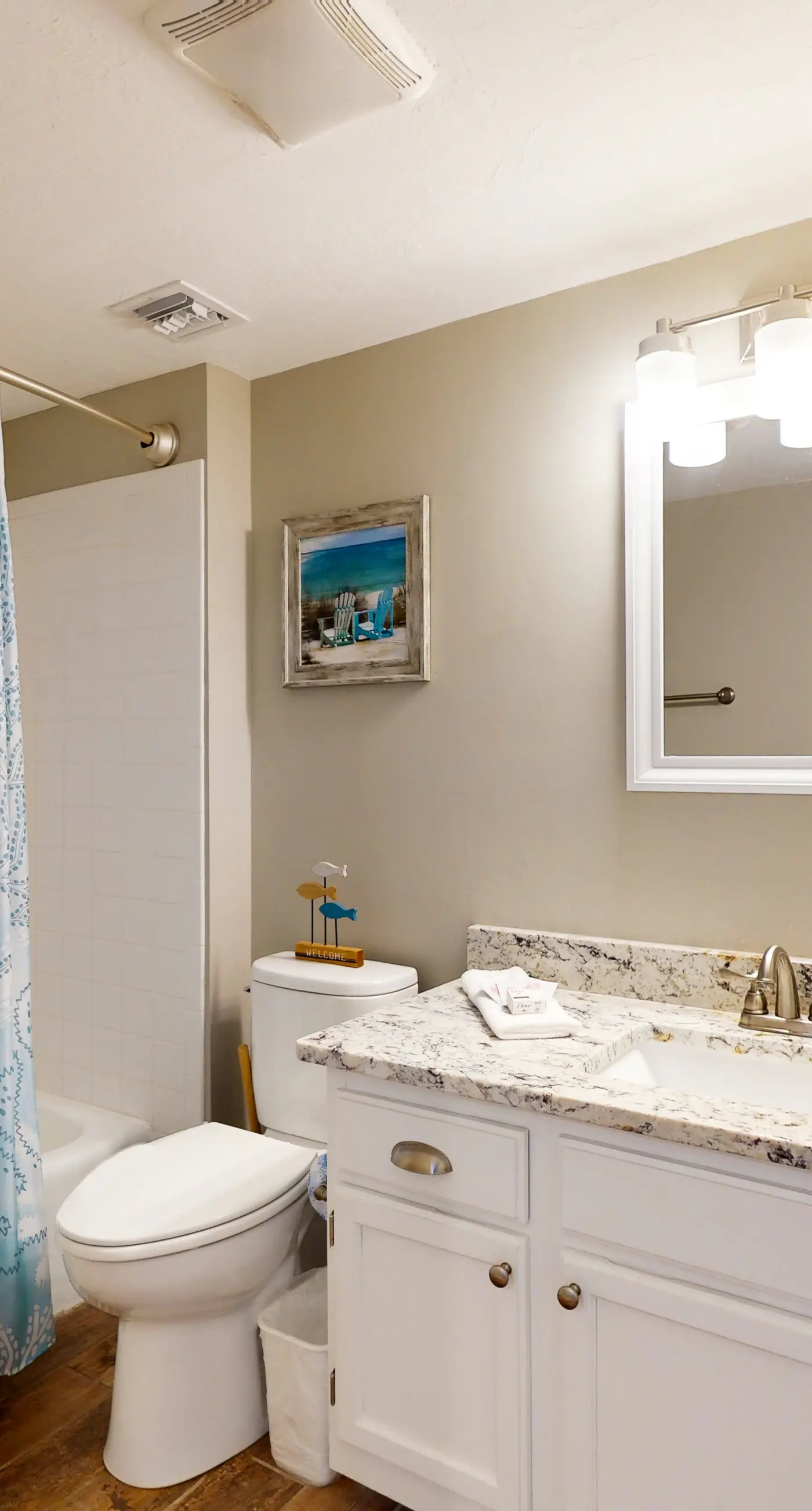 Beachfront East End townhouse with beach views, deck, on-site pool & grills