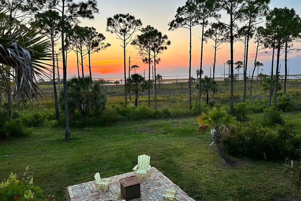 Gorgeous coastal home with gorgeous sunsets