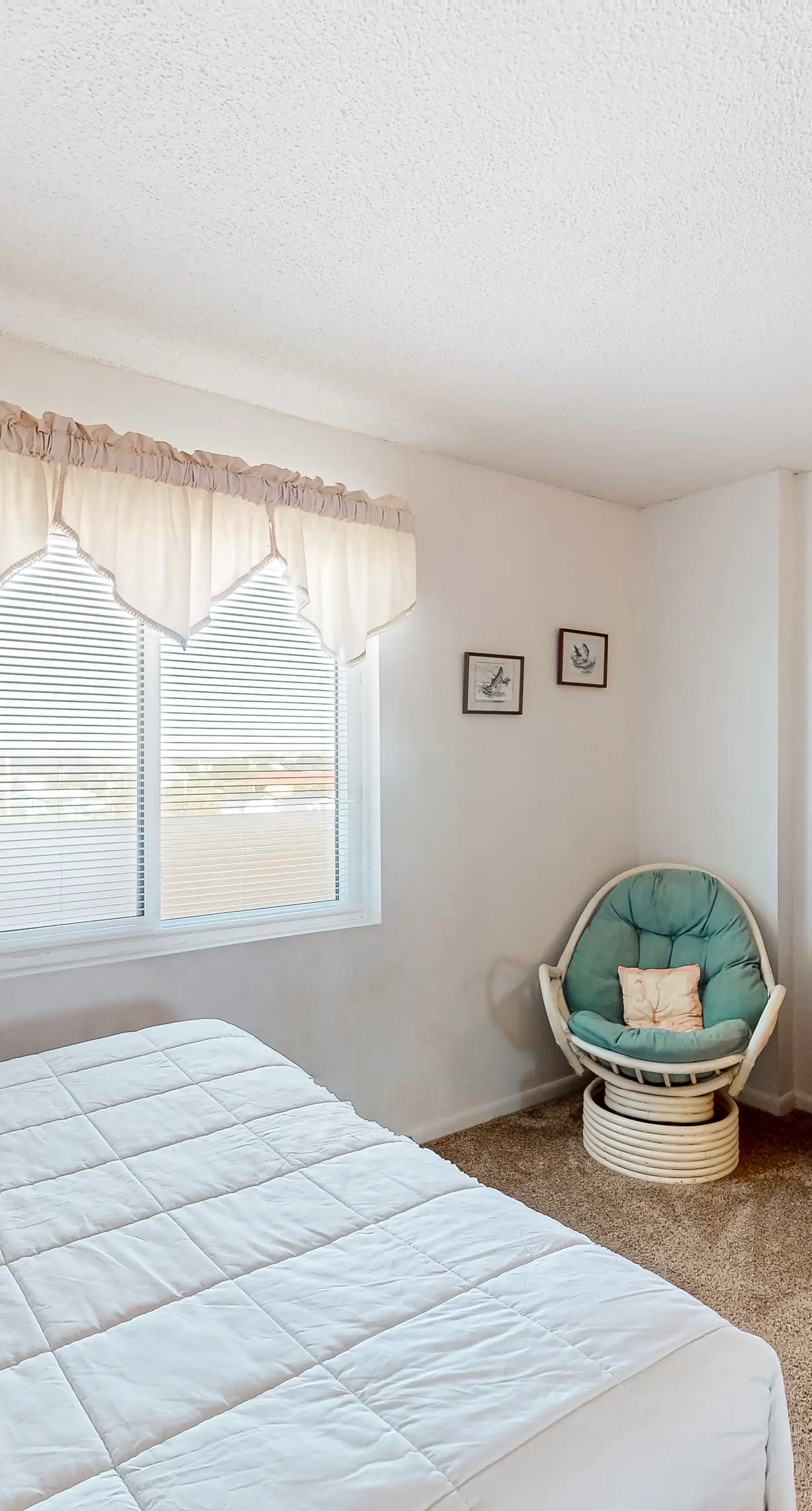 Gulf view & beachfront condo with balcony, pool, tennis, & gym