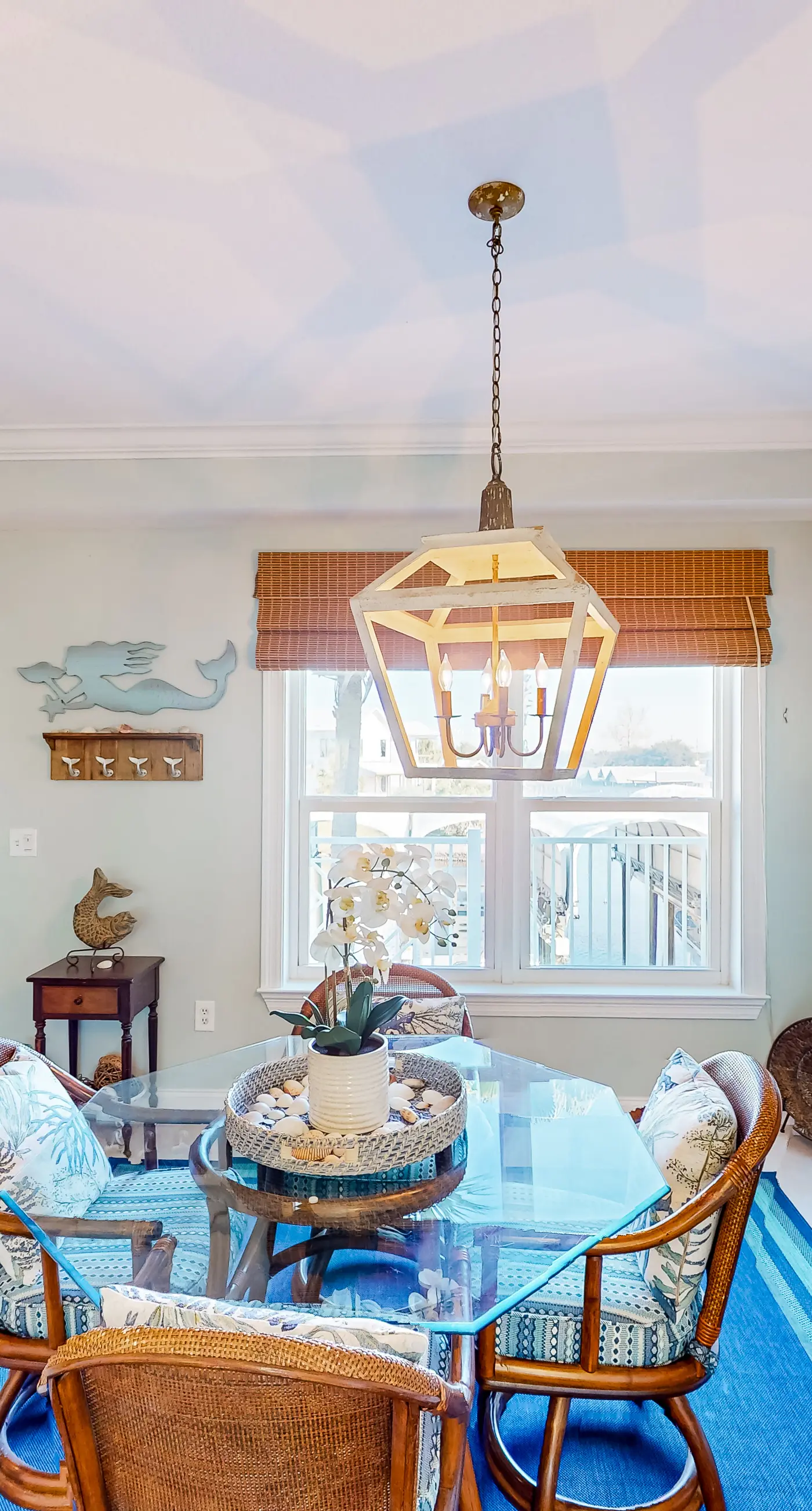 Sunny nautical condo with on-site hot tub, pool, & gym - internet, W/D, & AC