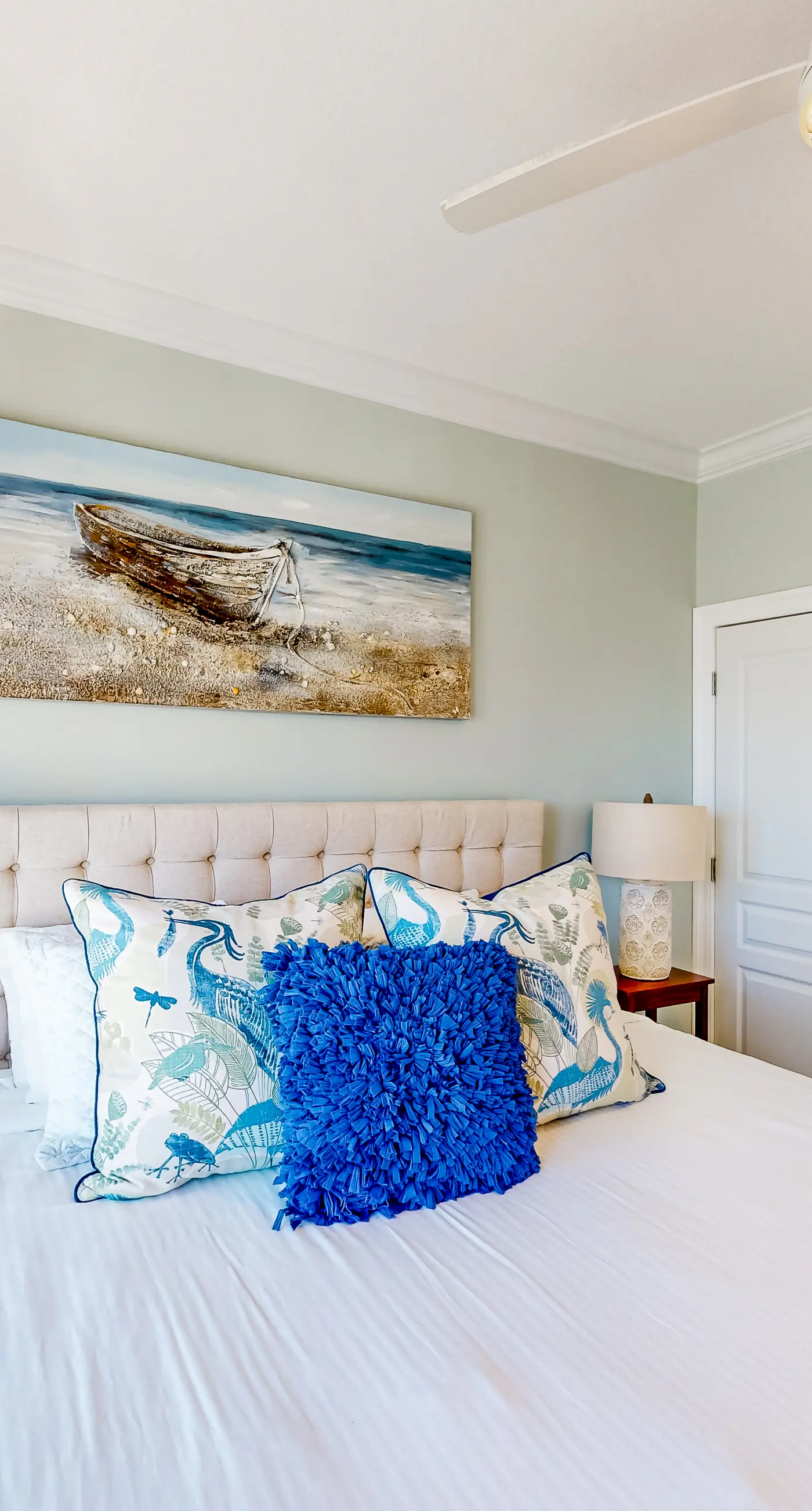 Sunny nautical condo with on-site hot tub, pool, & gym - internet, W/D, & AC