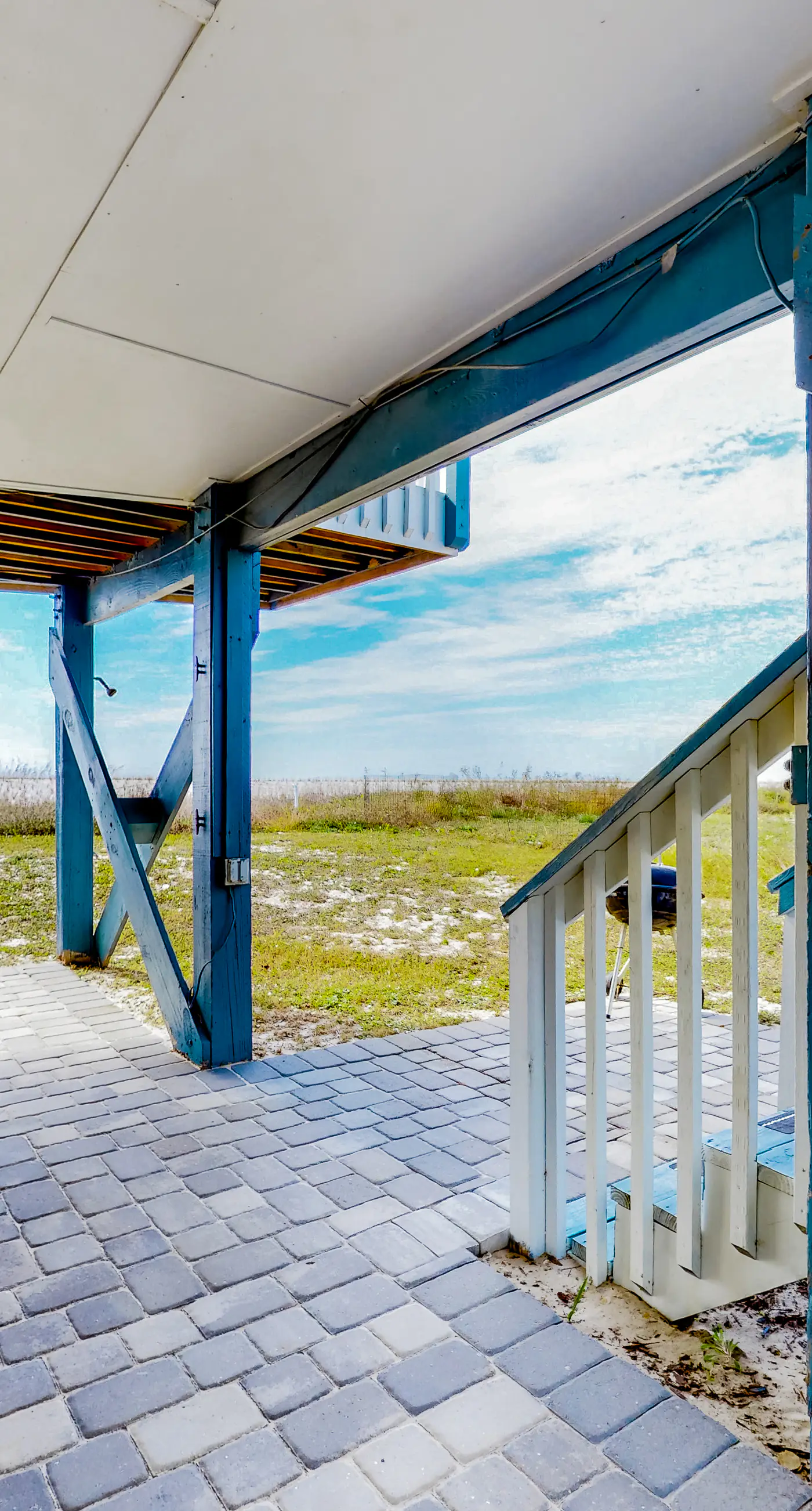Gulf-front home with WiFi, private beach boardwalk & views - dog-friendly