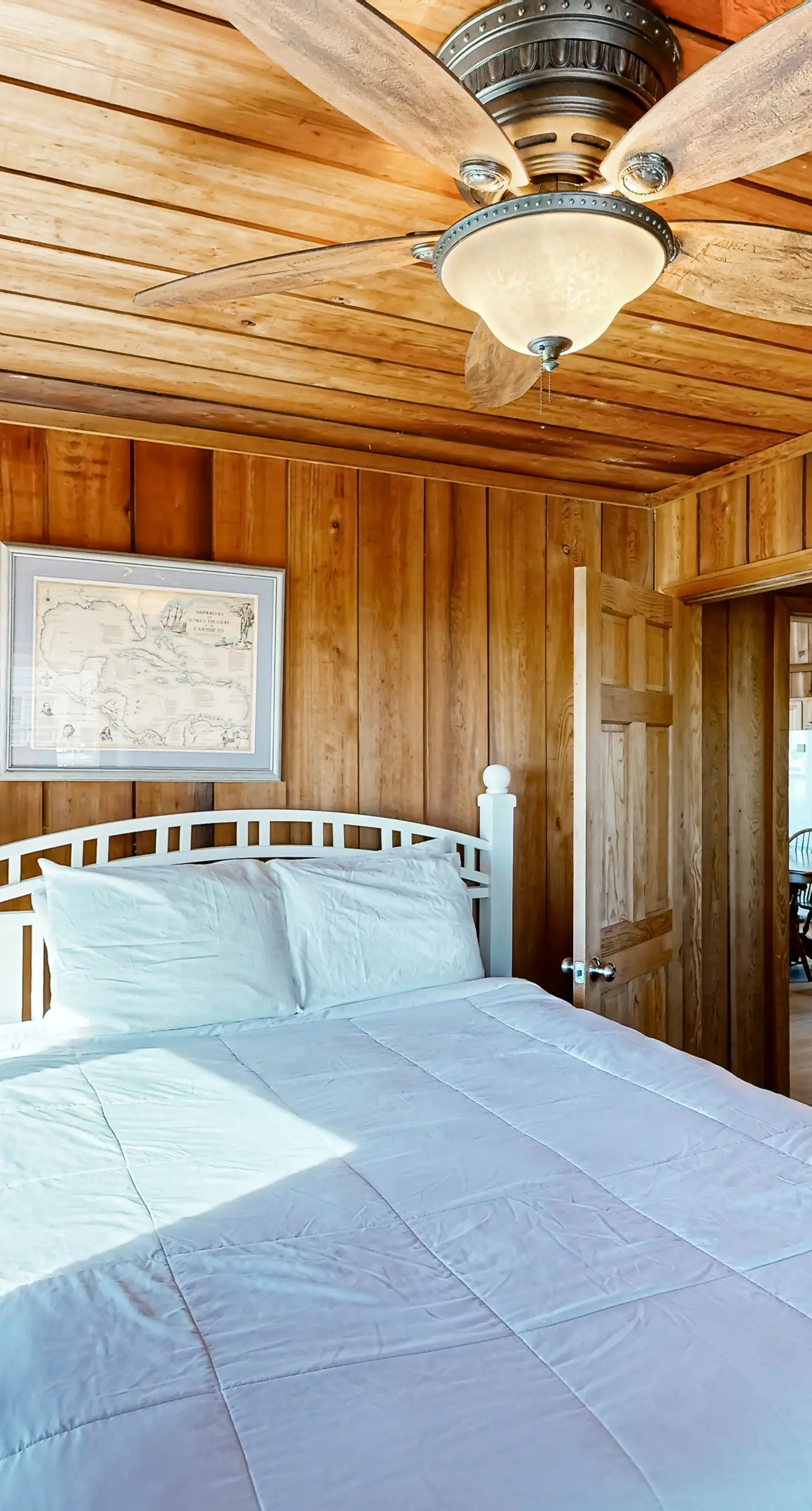 Dog-friendly gulf front home with panoramic gulf views from the sundeck