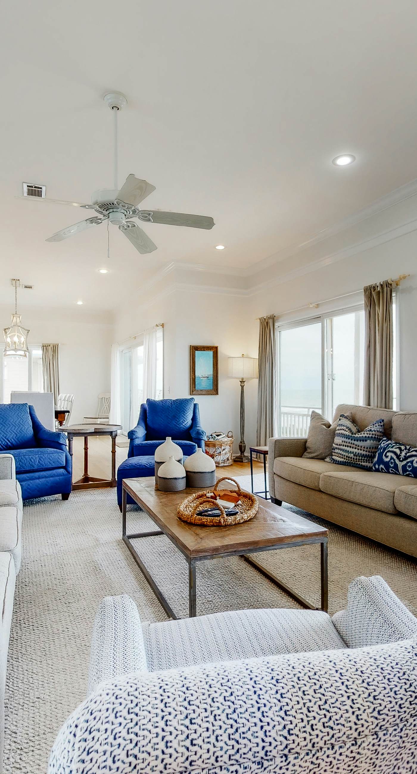 Beachfront home with elevator, beach gear, on-site neiborhood pool, tennis & fitness room