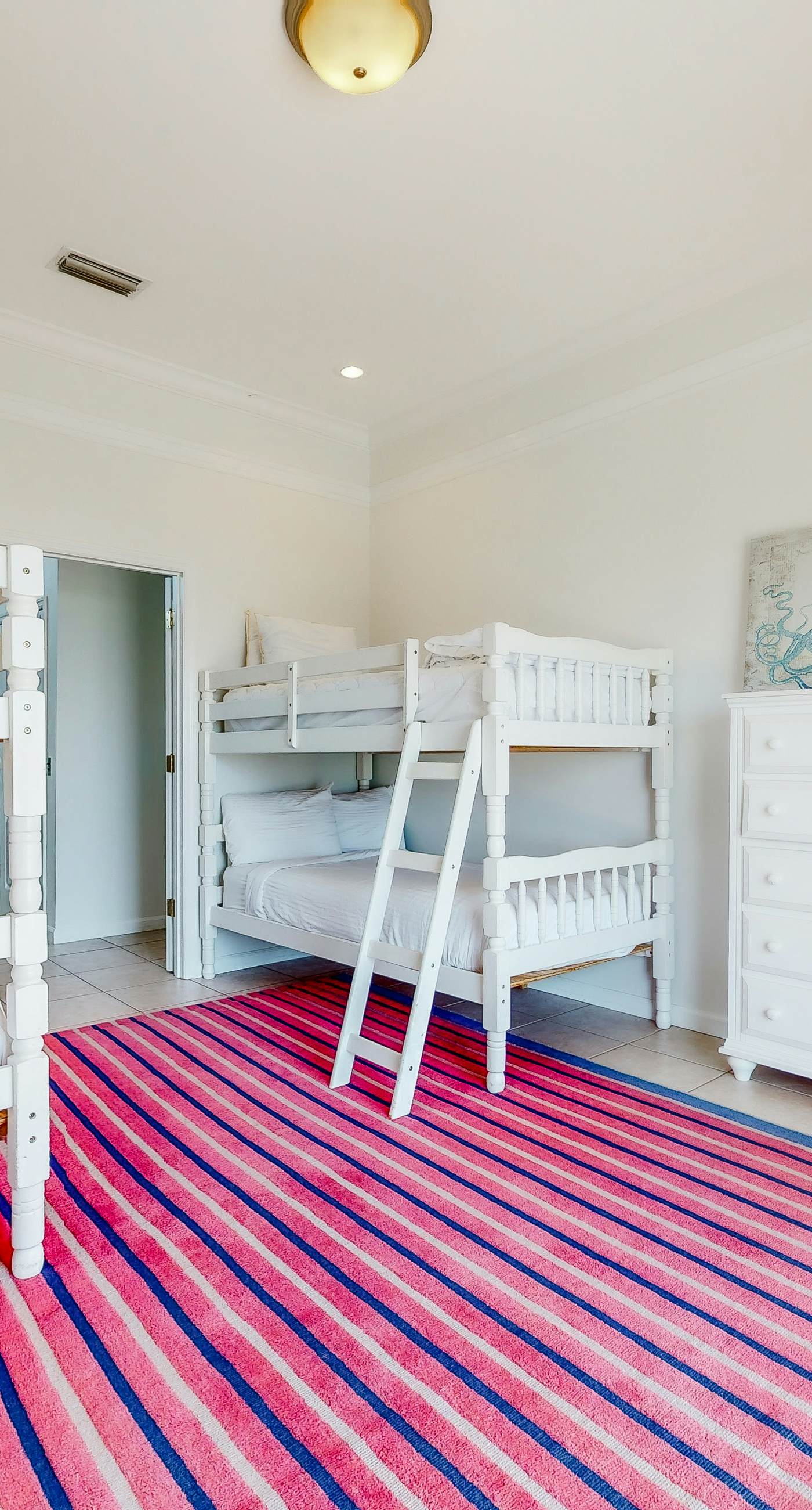 Beachfront home with elevator, beach gear, on-site neiborhood pool, tennis & fitness room