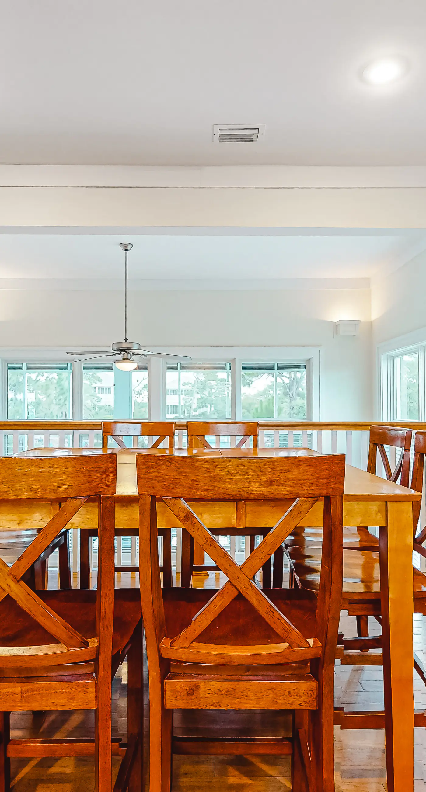 Spacious dog-friendly home with elevator, screened decks, on-site pool, & gym