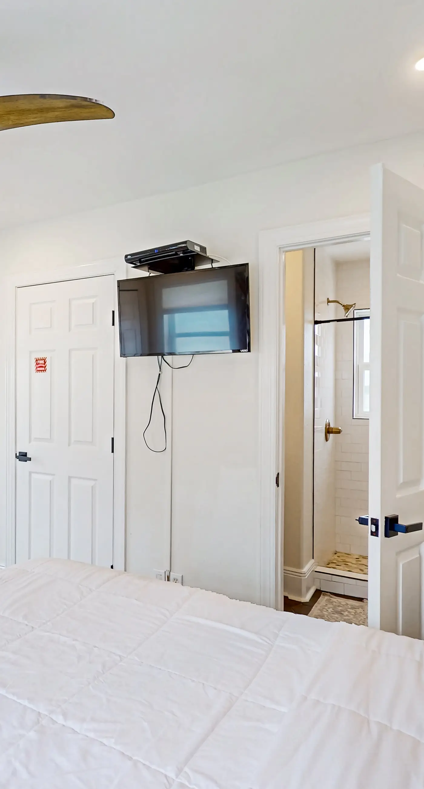 Newly renovated gulf front home - Dog friendly, multiple decks, boardwalk 2 beach