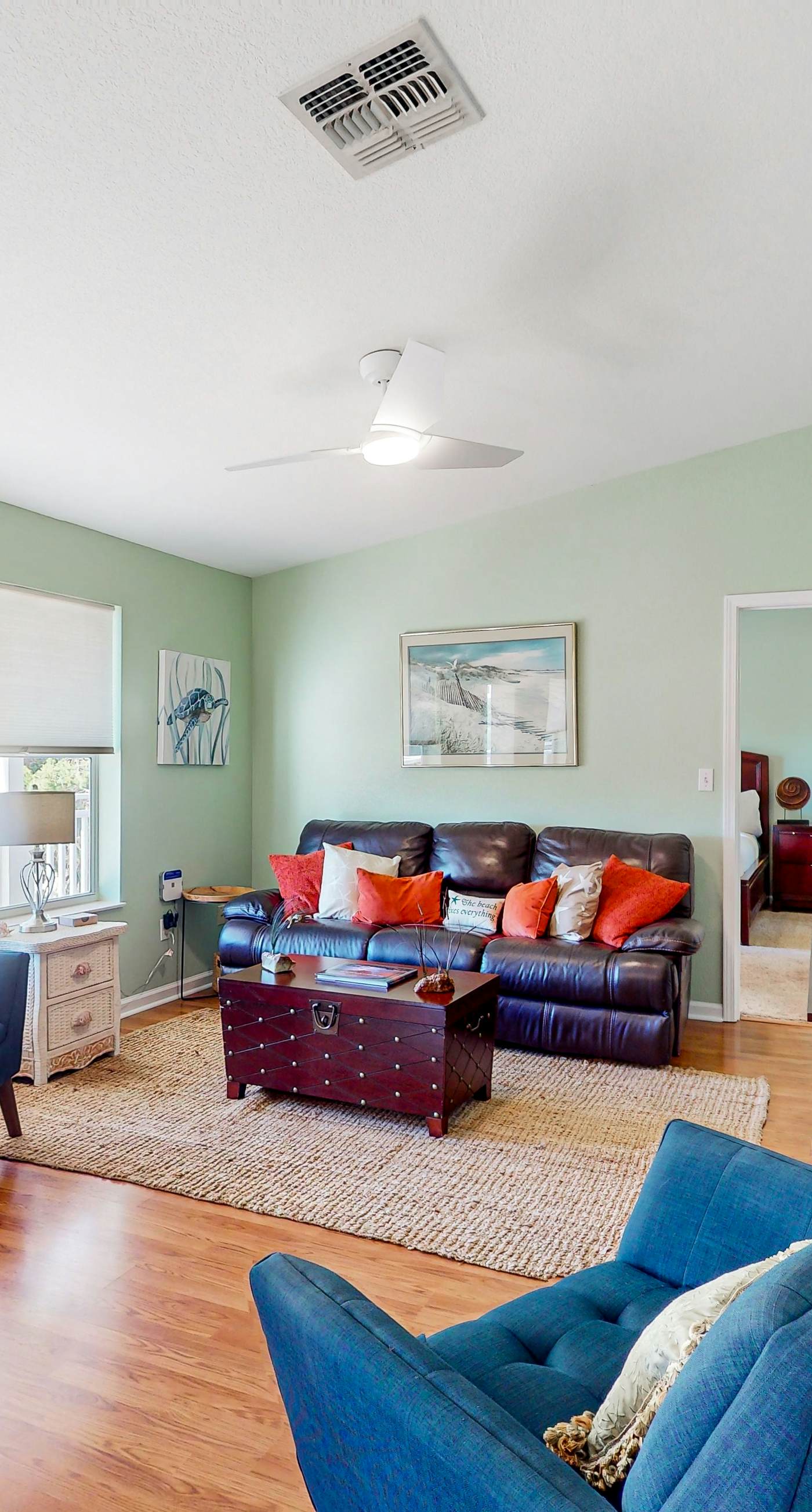 Sunny home with large deck, firepit, boat parking, W&D, & AC - easy beach access