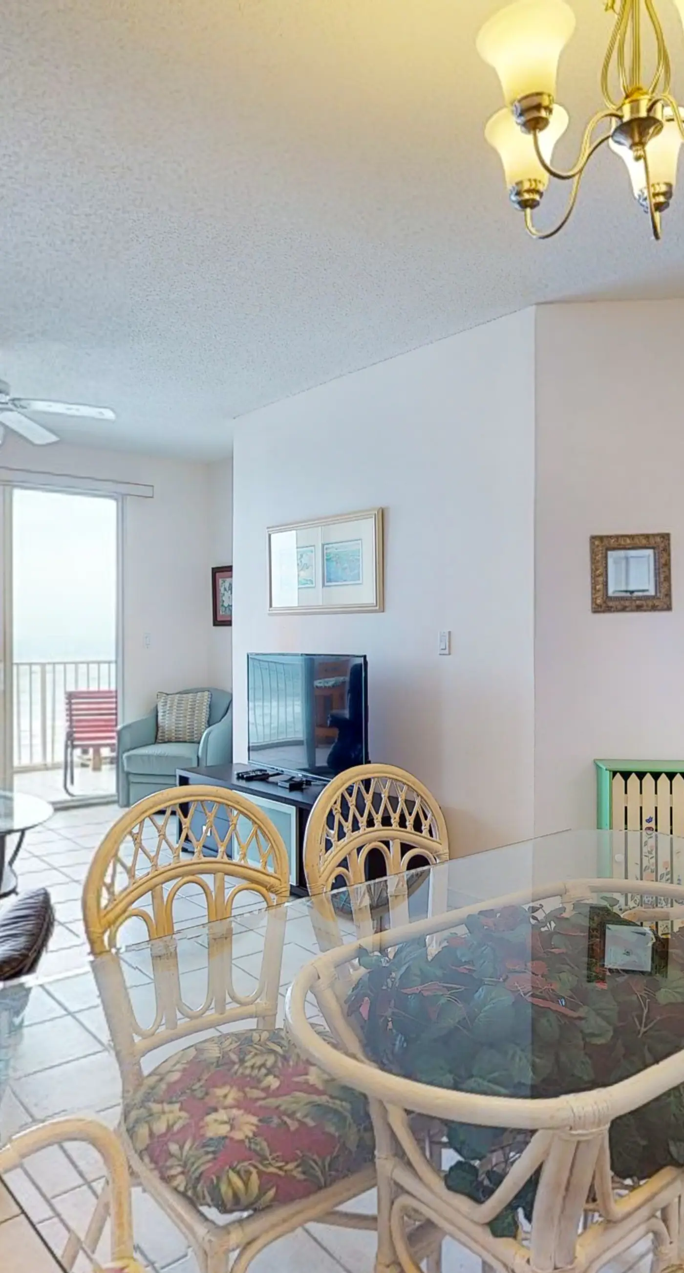 Gulf Dunes 513 - Vibrant Waterfront Condo, Short Drive to Plenty of Tasty Dining Spots