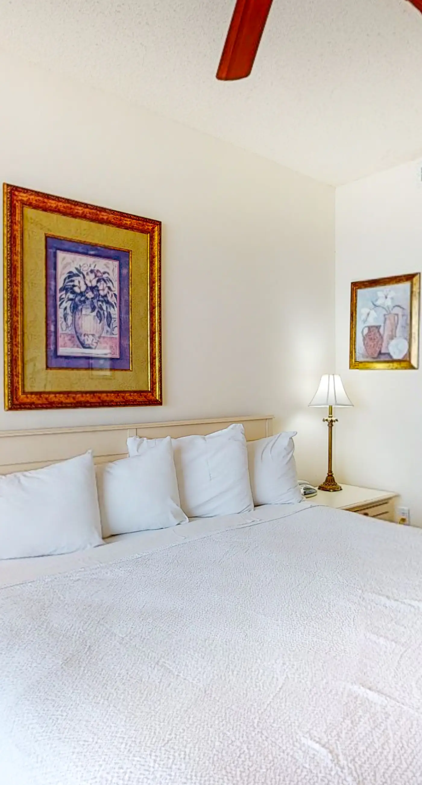 Gulf Dunes 513 - Vibrant Waterfront Condo, Short Drive to Plenty of Tasty Dining Spots