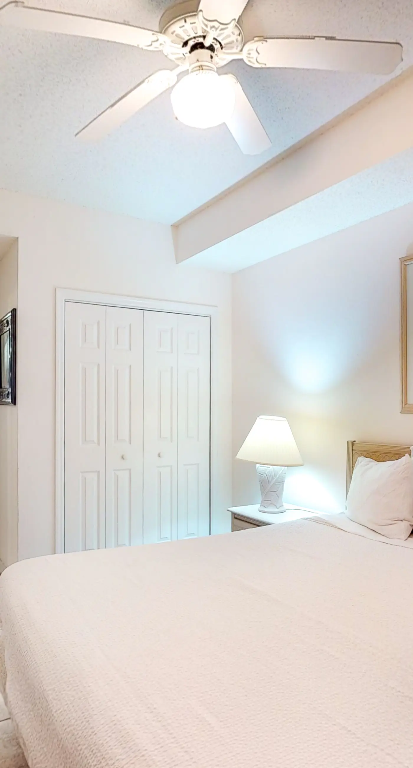 Gulf Dunes 513 - Vibrant Waterfront Condo, Short Drive to Plenty of Tasty Dining Spots