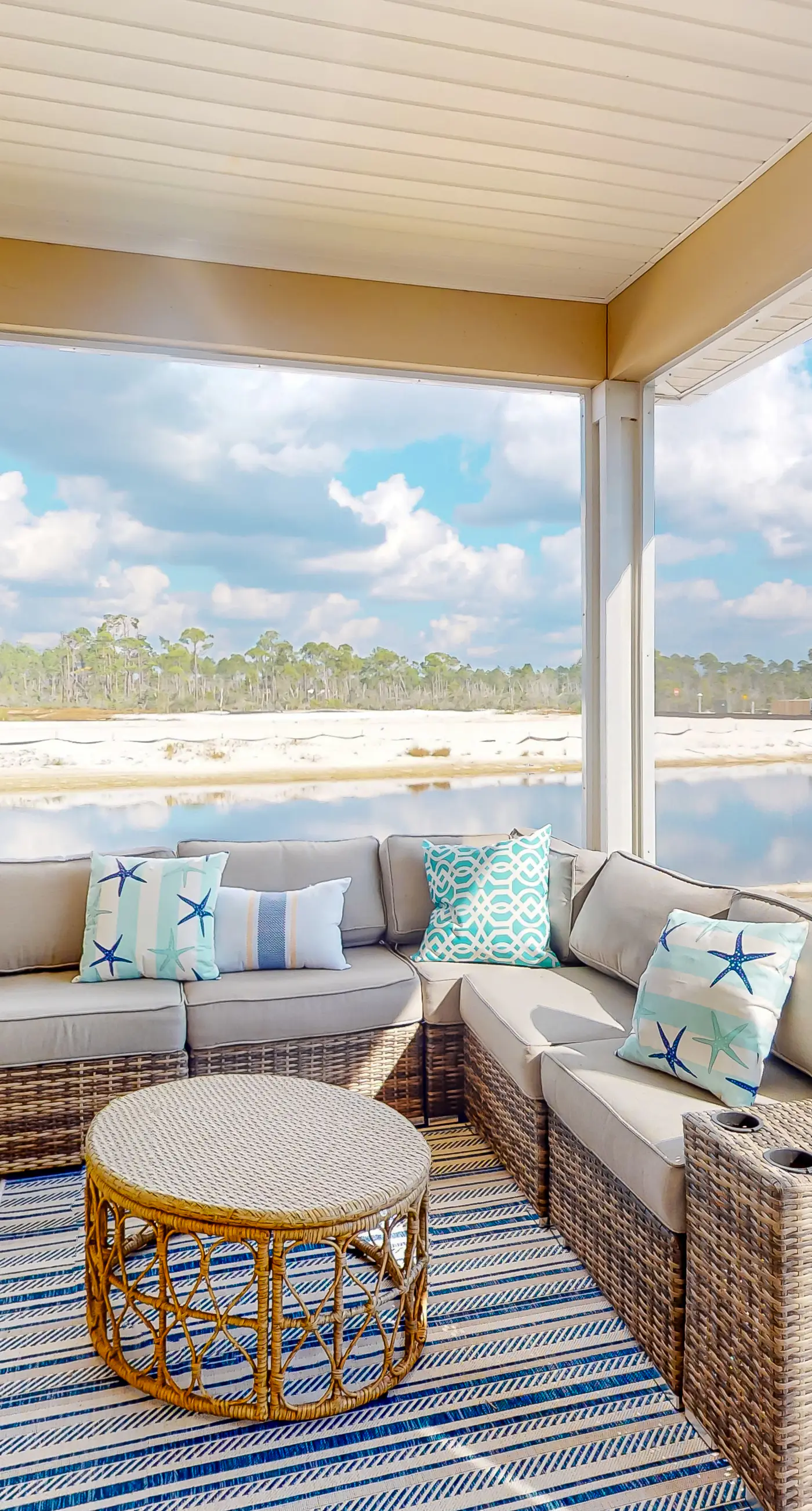 Stunning, dog-friendly, panhandle home with central AC, patio, pool & 4 bikes