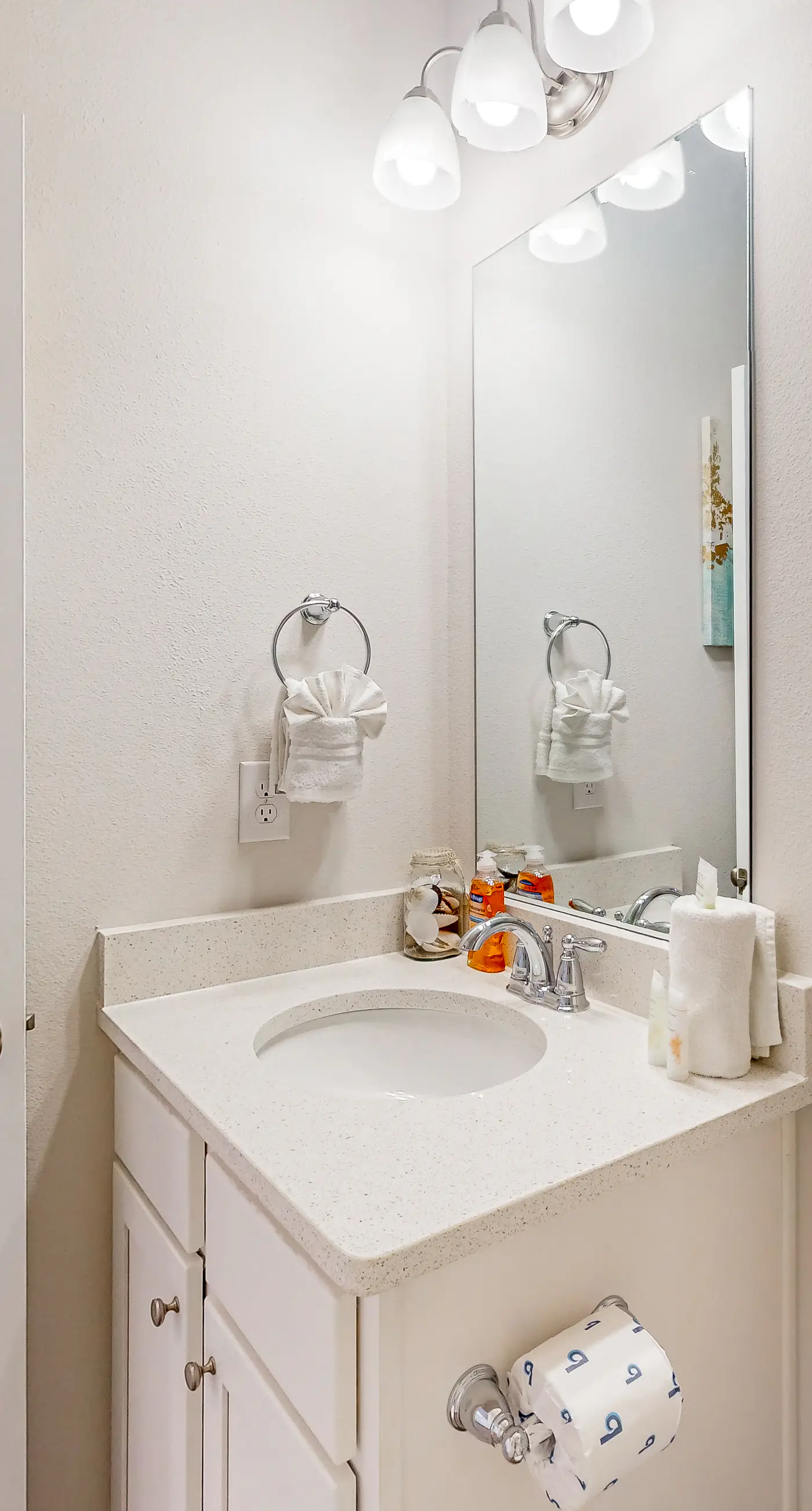 Stunning, dog-friendly, panhandle home with central AC, patio, pool & 4 bikes