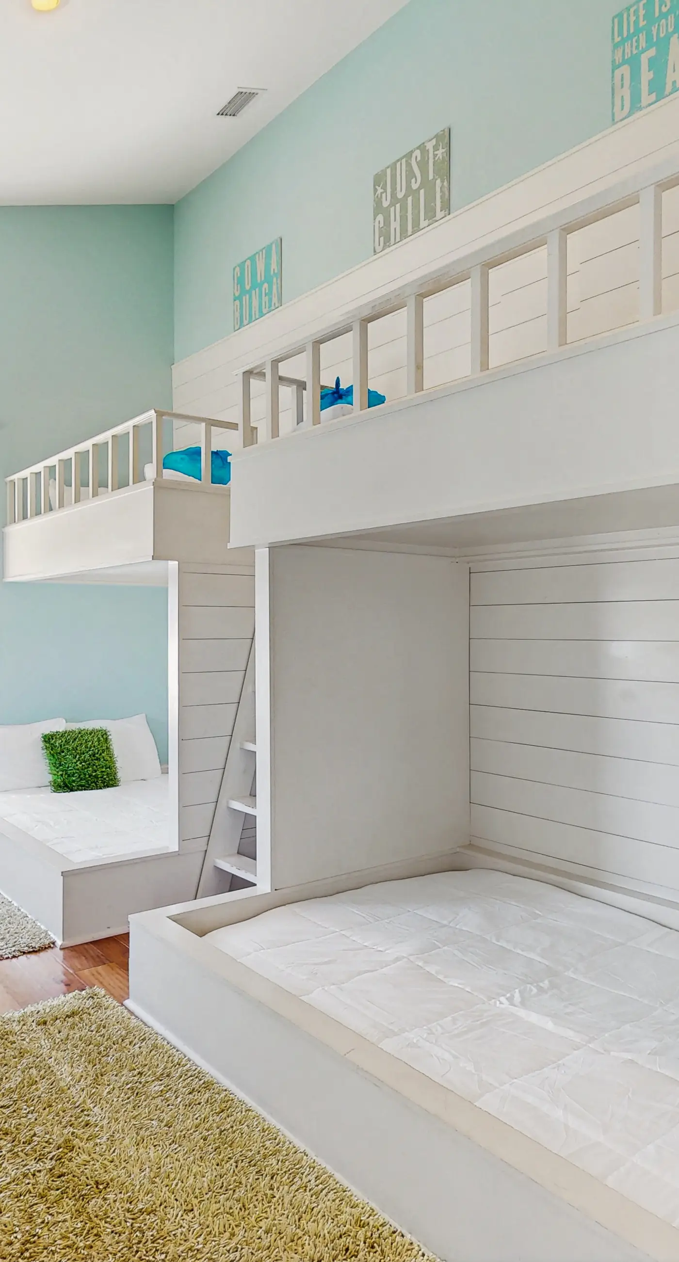 Family-Friendly Getaway w/ a Large Balcony & Patio - Steps from the Sand
