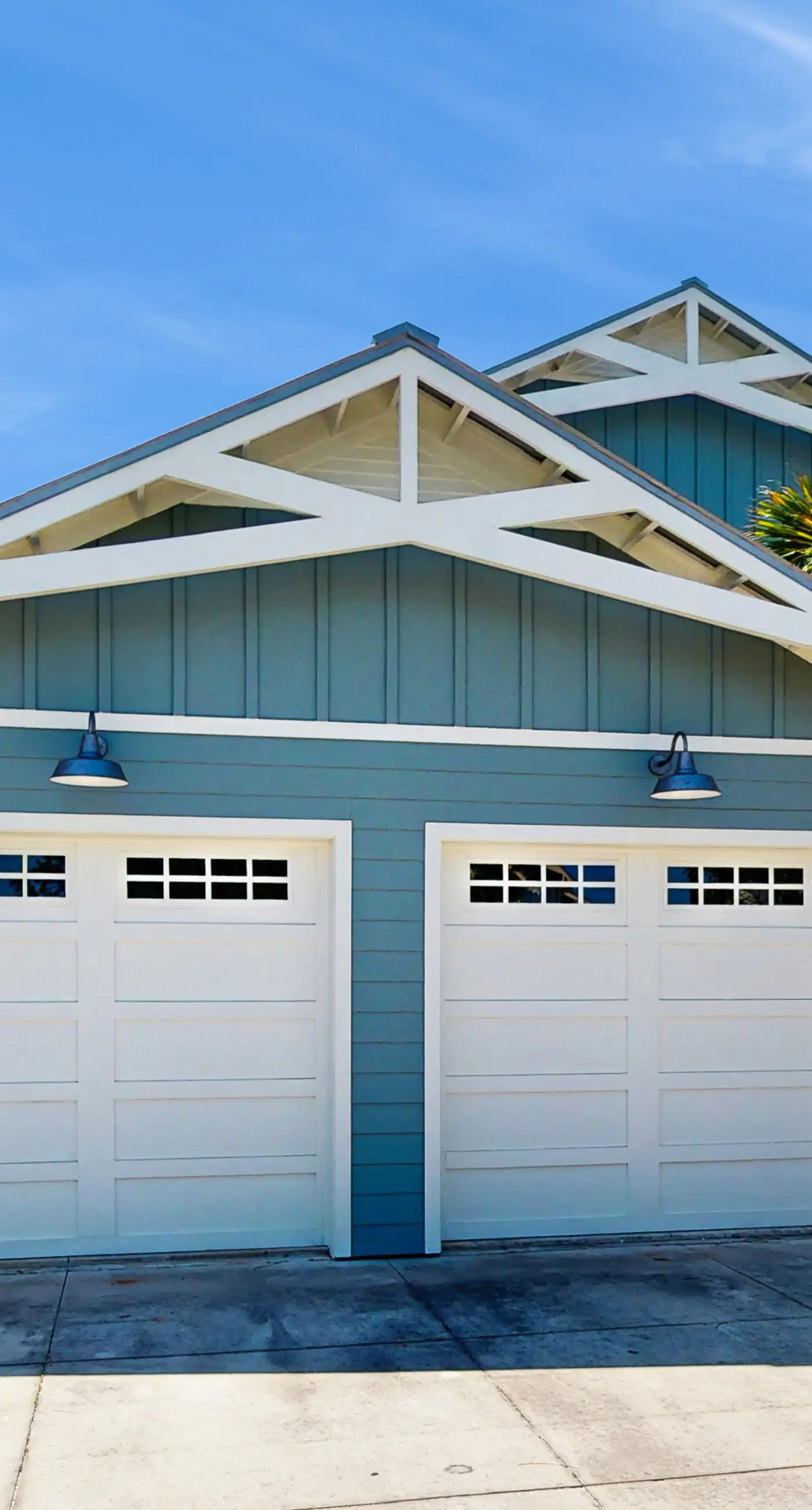 Family-Friendly Getaway w/ a Large Balcony & Patio - Steps from the Sand