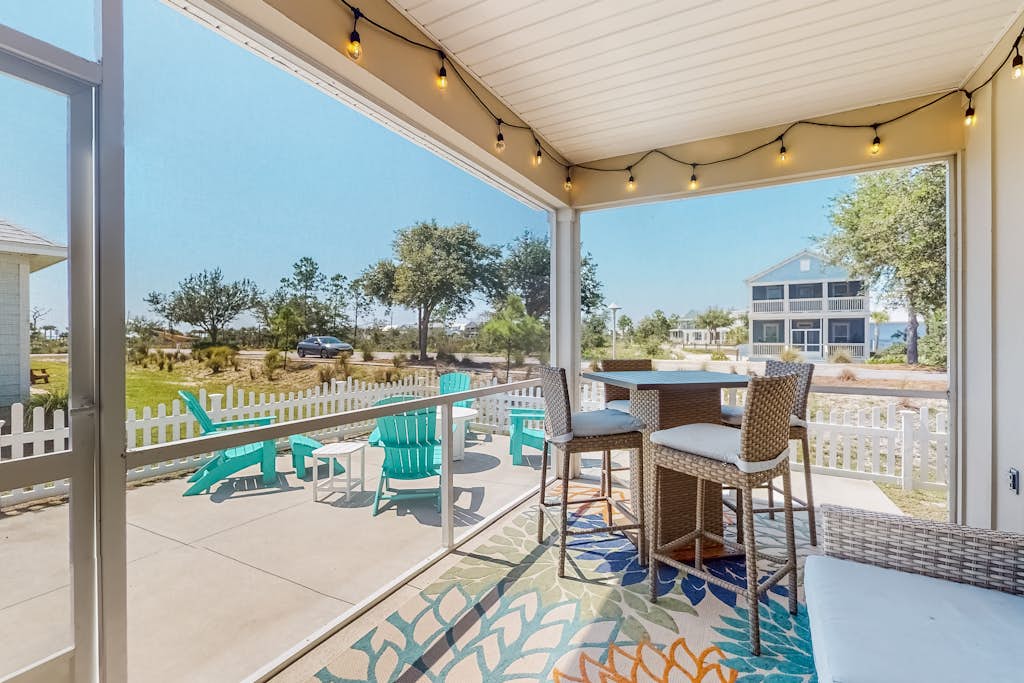 Windmark - Day Drinking | House in Port St Joe with a hot tub & additional suite