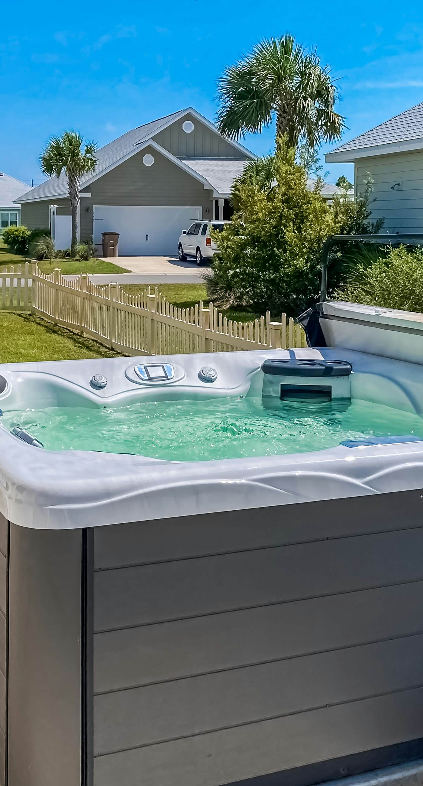 Windmark - Day Drinking | House in Port St Joe with a hot tub & additional suite