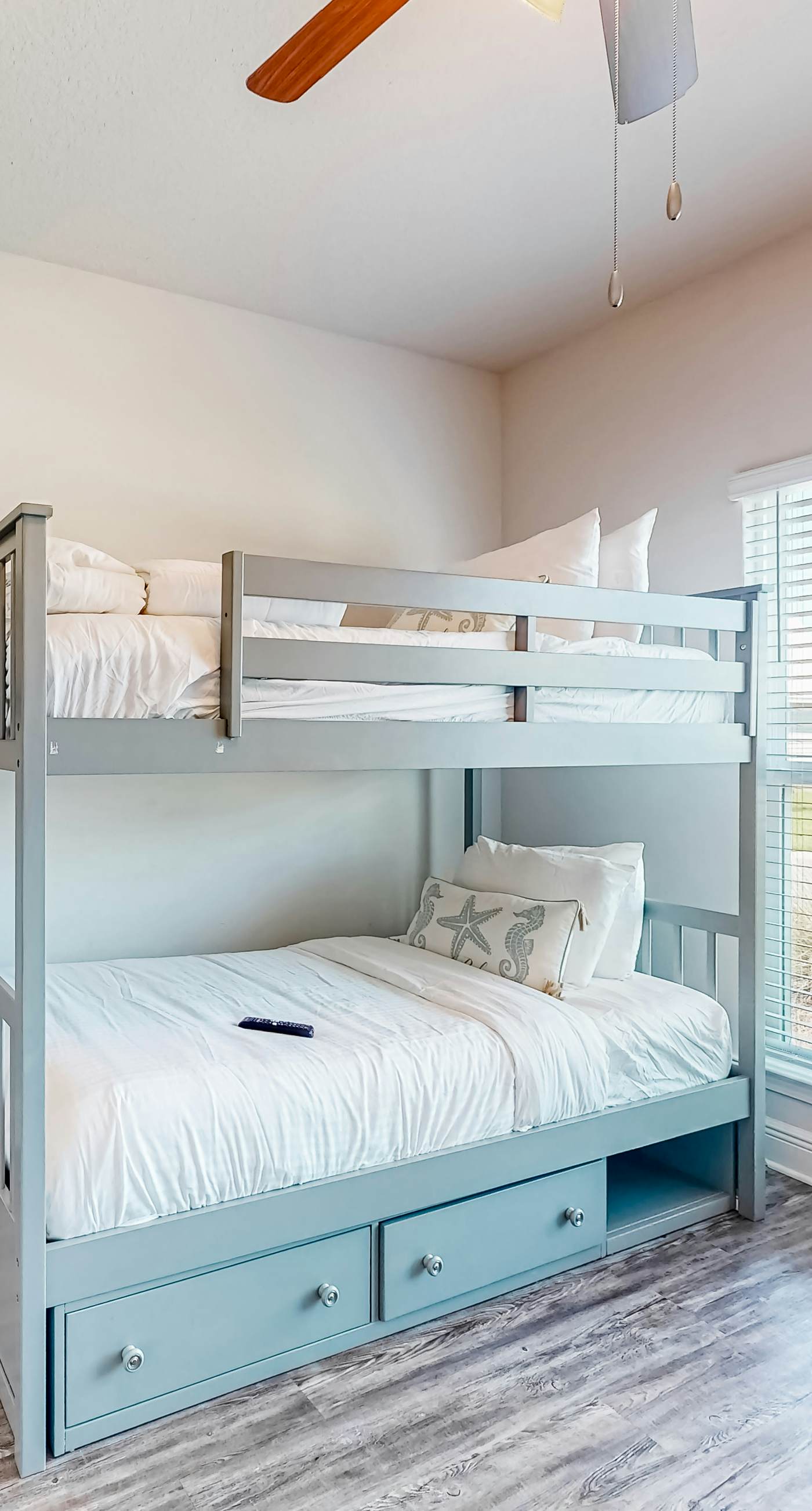 Windmark - Day Drinking | House in Port St Joe with a hot tub & additional suite