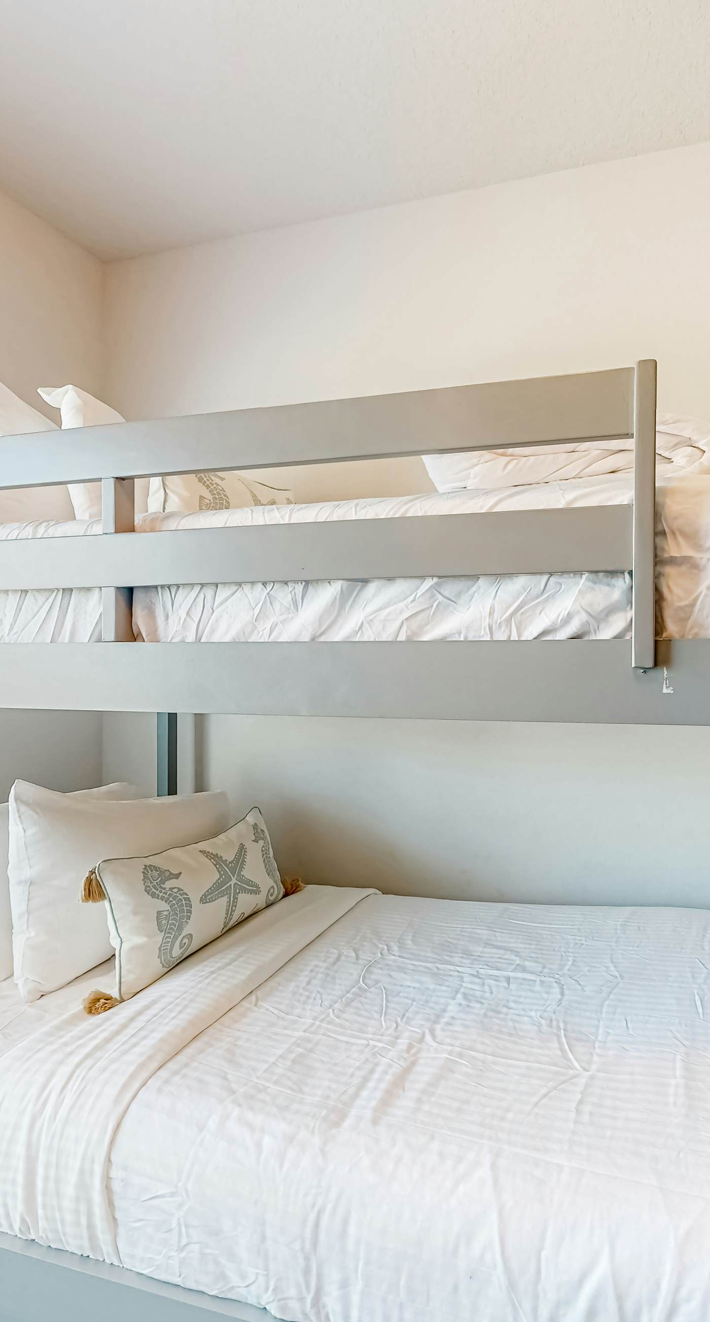 Windmark - Day Drinking | House in Port St Joe with a hot tub & additional suite