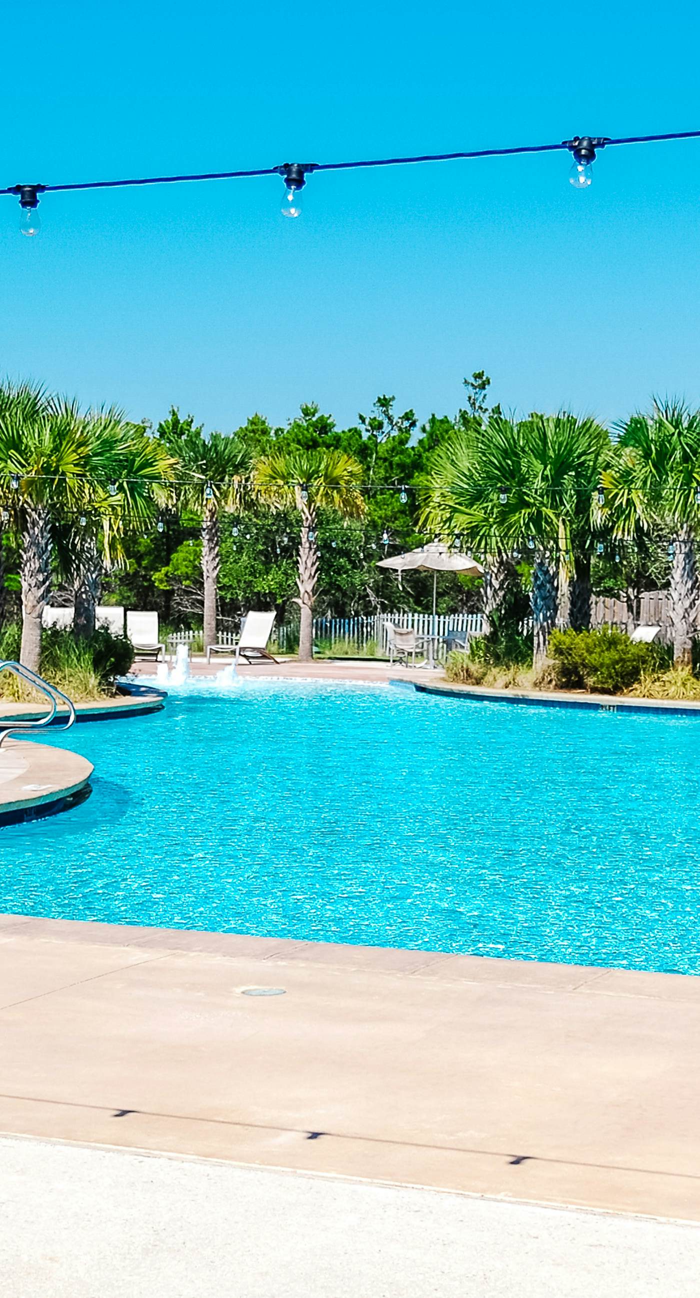 Windmark - Day Drinking | House in Port St Joe with a hot tub & additional suite