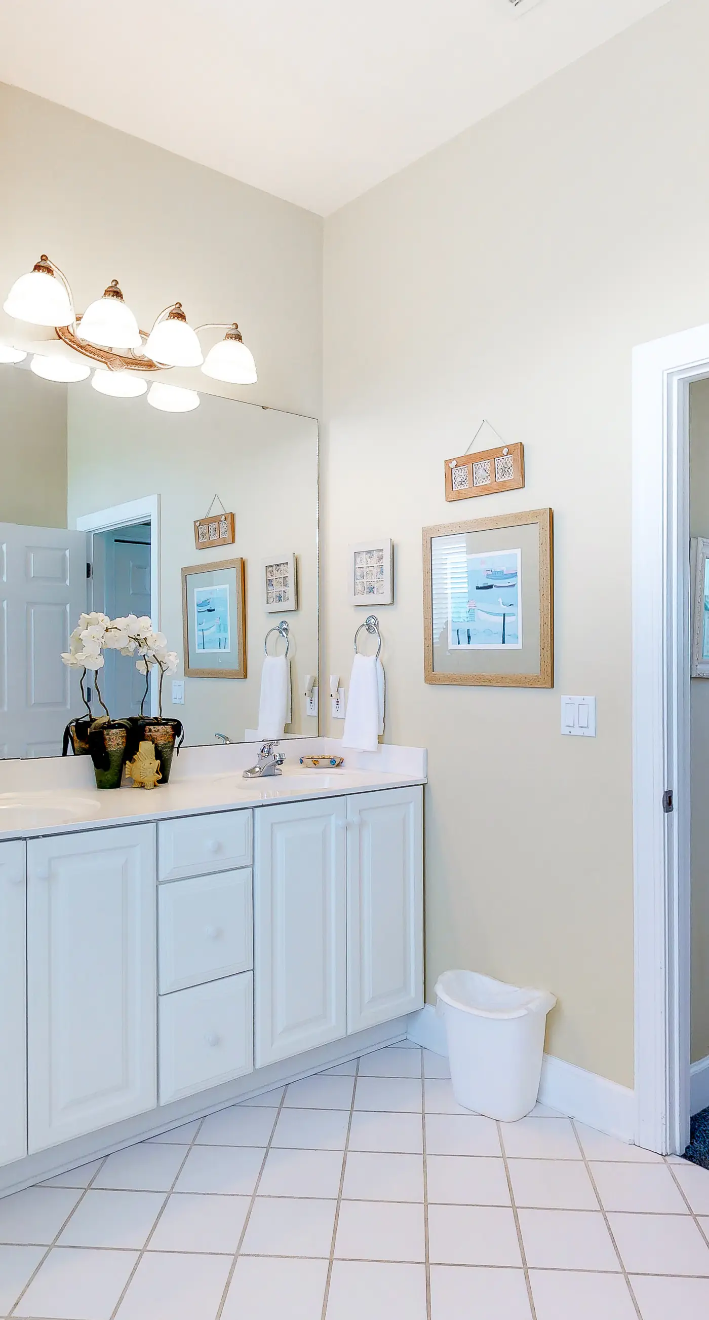 Dog-friendly home near the beach with private pool & gym