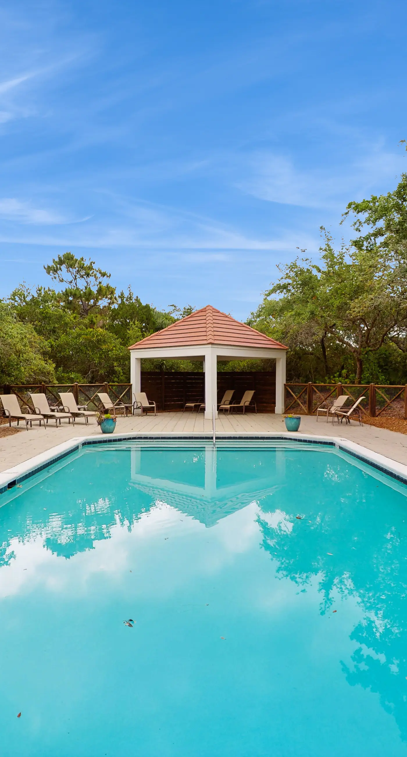 Gorgeous coastal home with plenty of space, shared pool and easy beach access