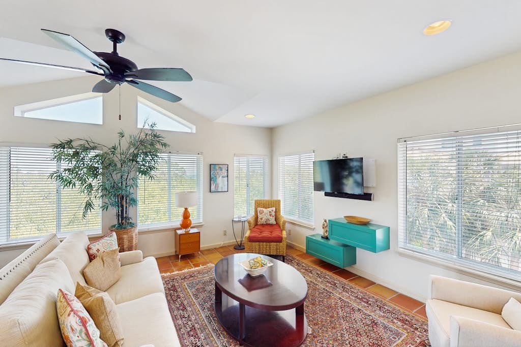 Gorgeous coastal home with plenty of space, shared pool and easy beach access