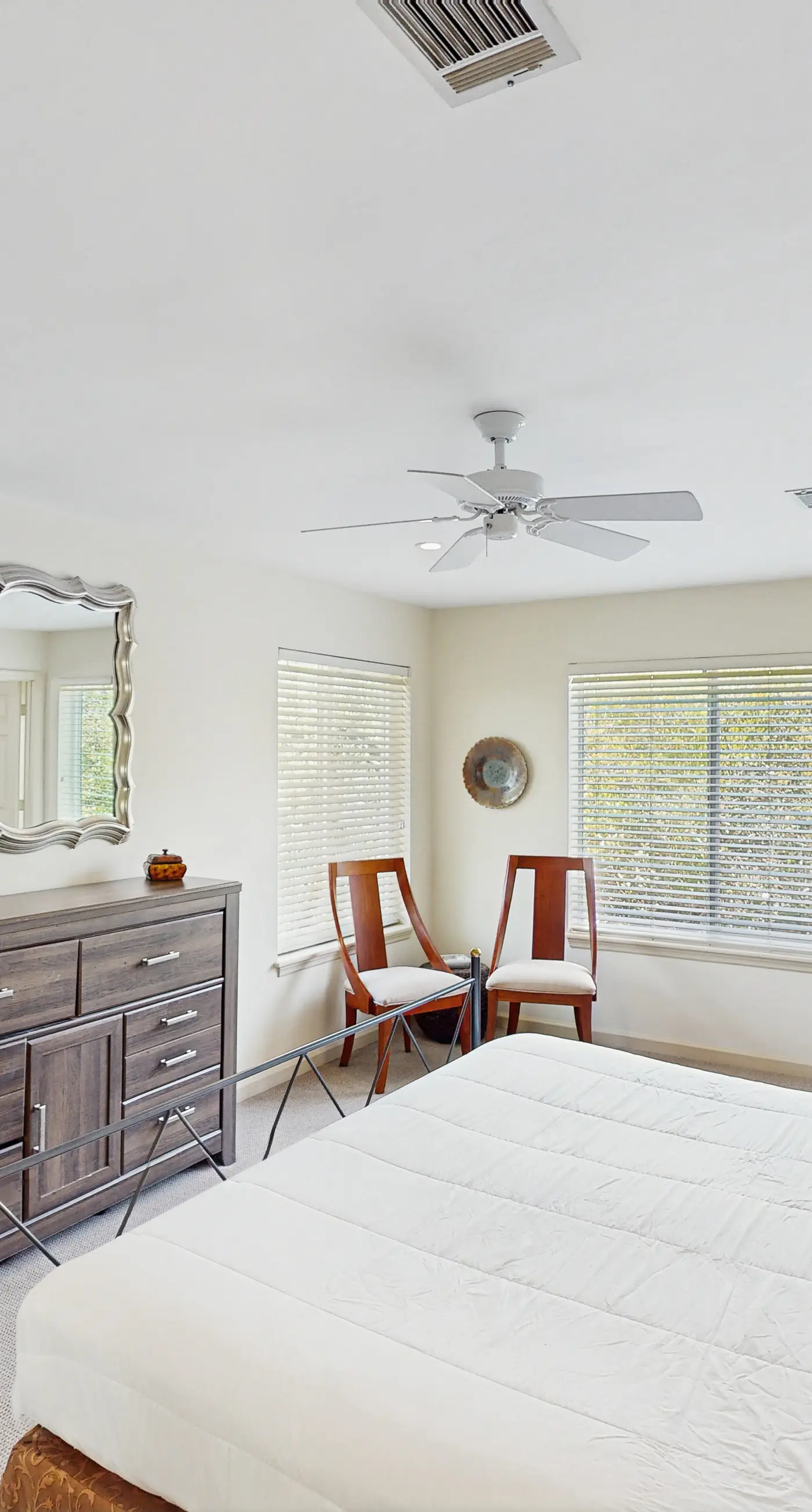 Gorgeous coastal home with plenty of space, shared pool and easy beach access