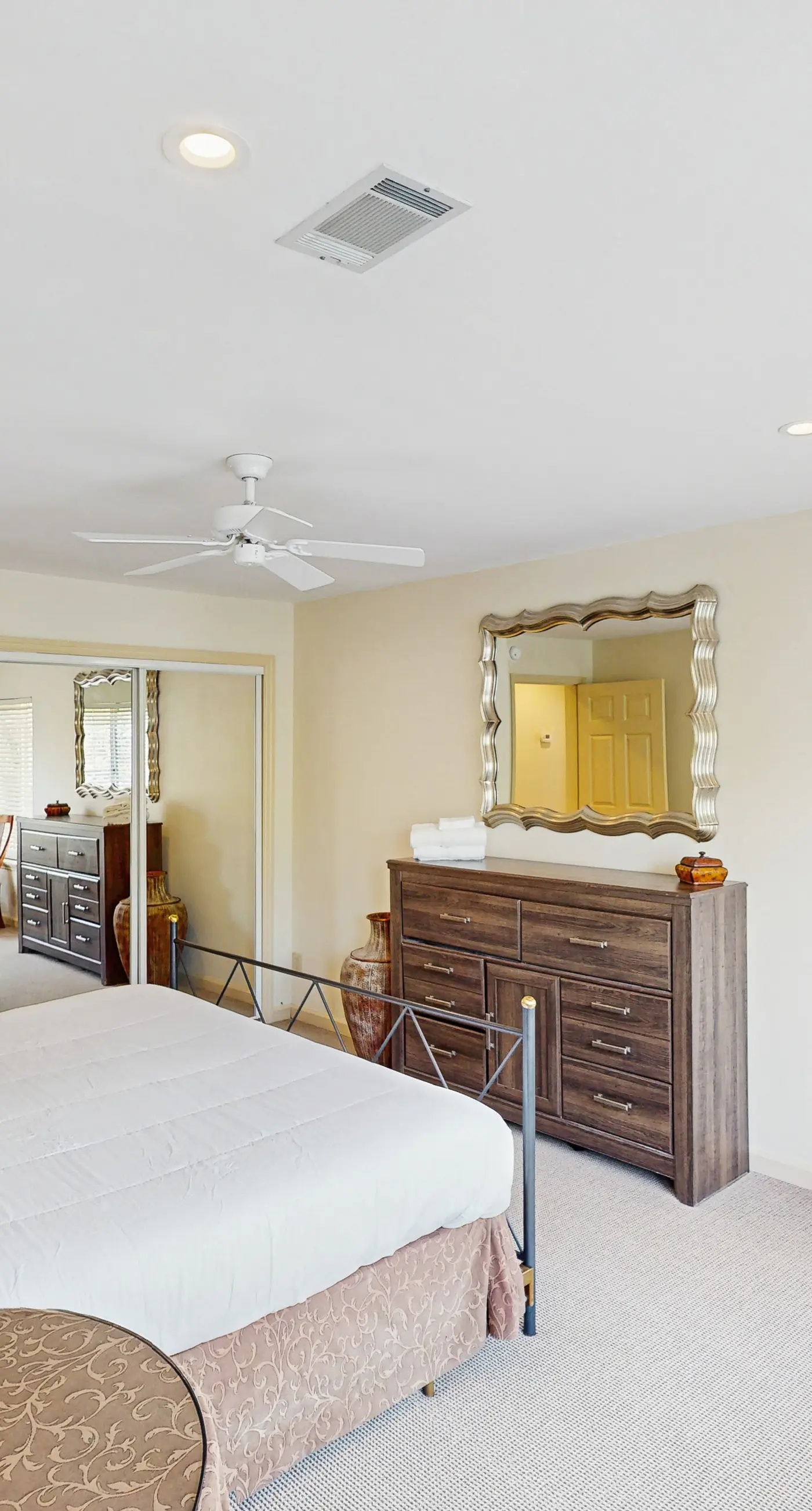 Gorgeous coastal home with plenty of space, shared pool and easy beach access