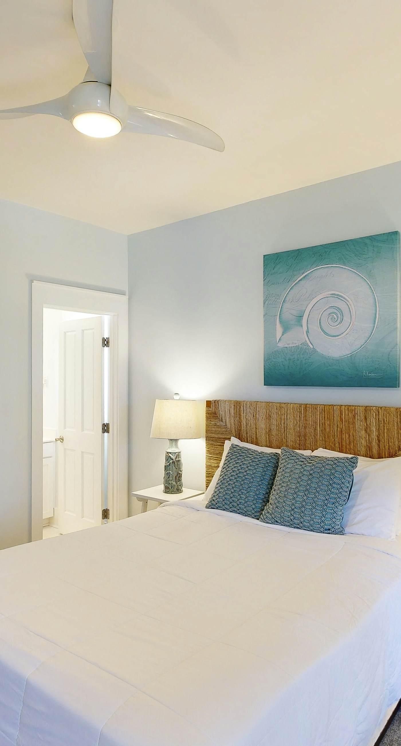 Family-Friendly Home with Shared Hot Tub - Beach Access 1 Mile Away