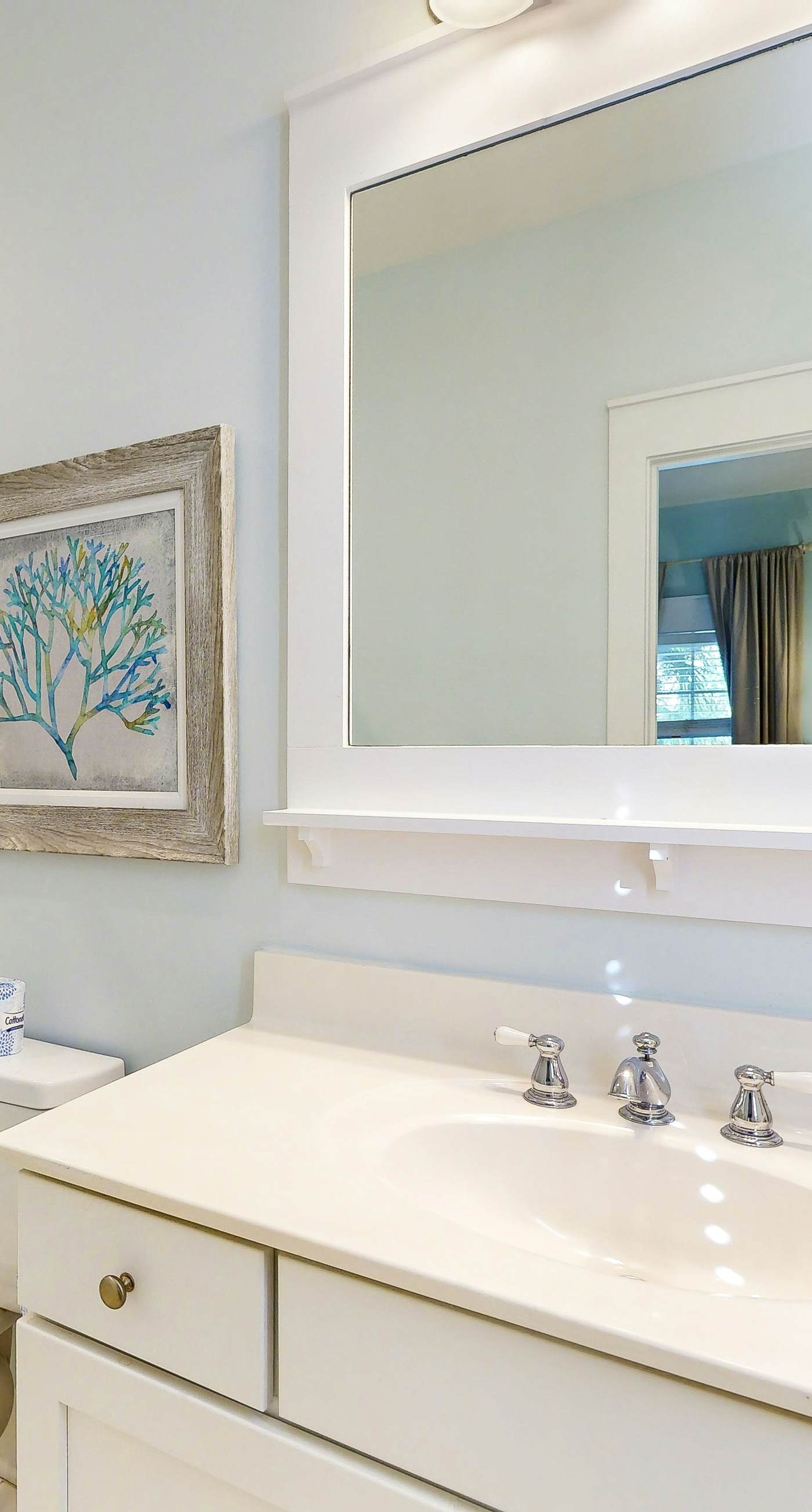 Family-Friendly Home with Shared Hot Tub - Beach Access 1 Mile Away