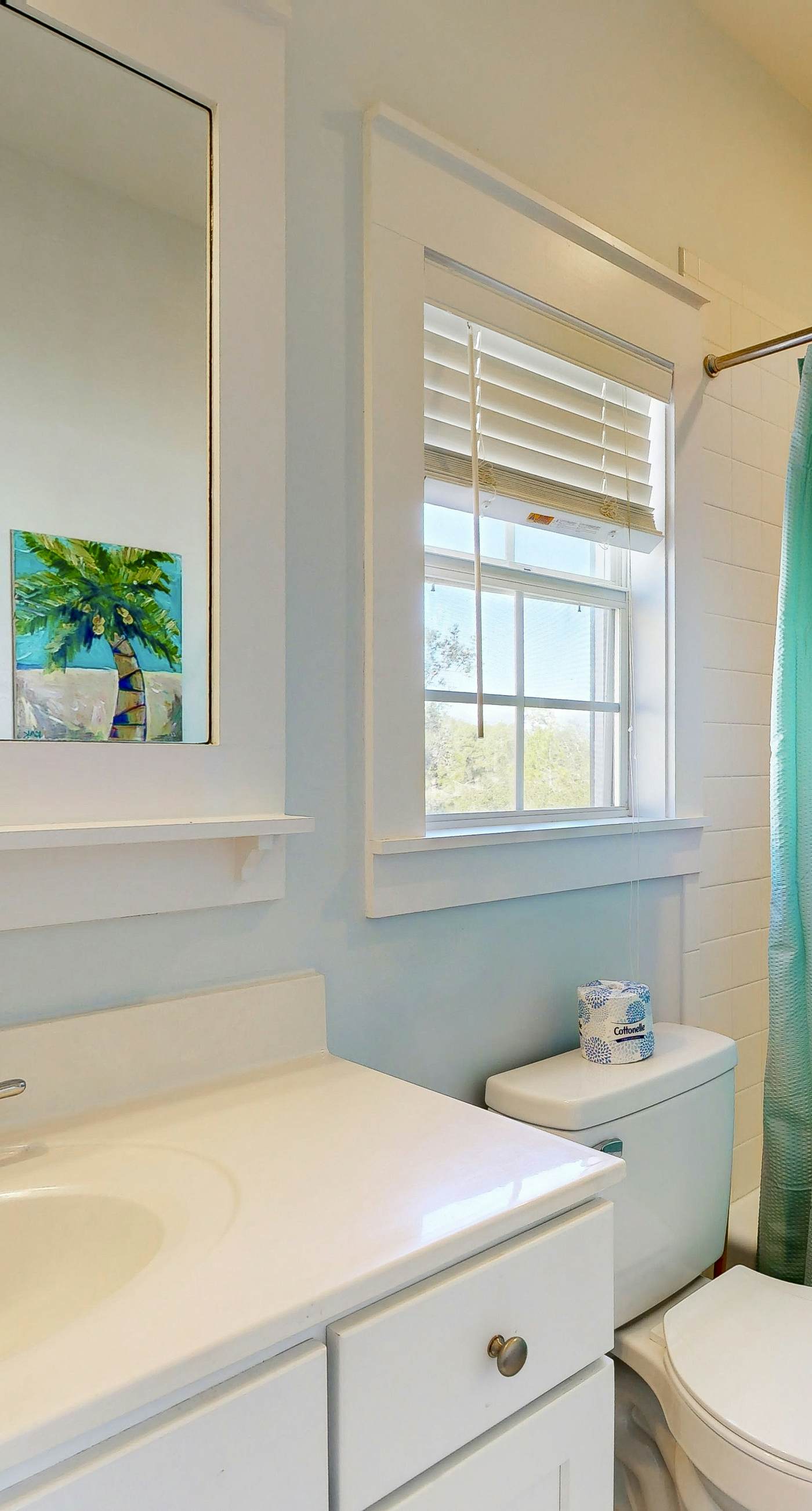 Family-Friendly Home with Shared Hot Tub - Beach Access 1 Mile Away