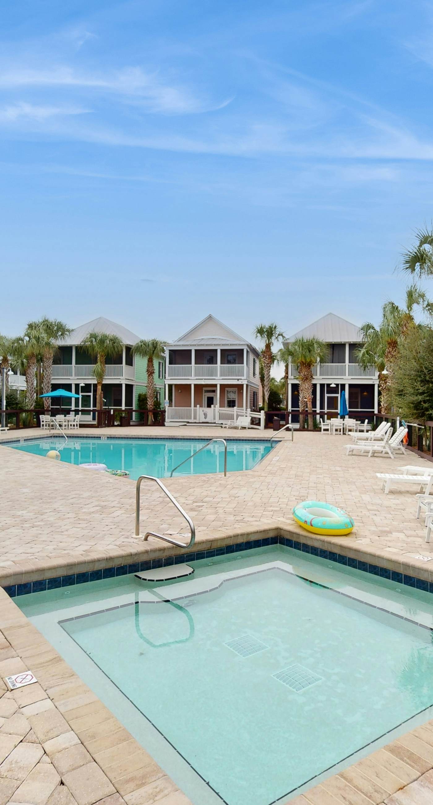 Family-Friendly Home with Shared Hot Tub - Beach Access 1 Mile Away