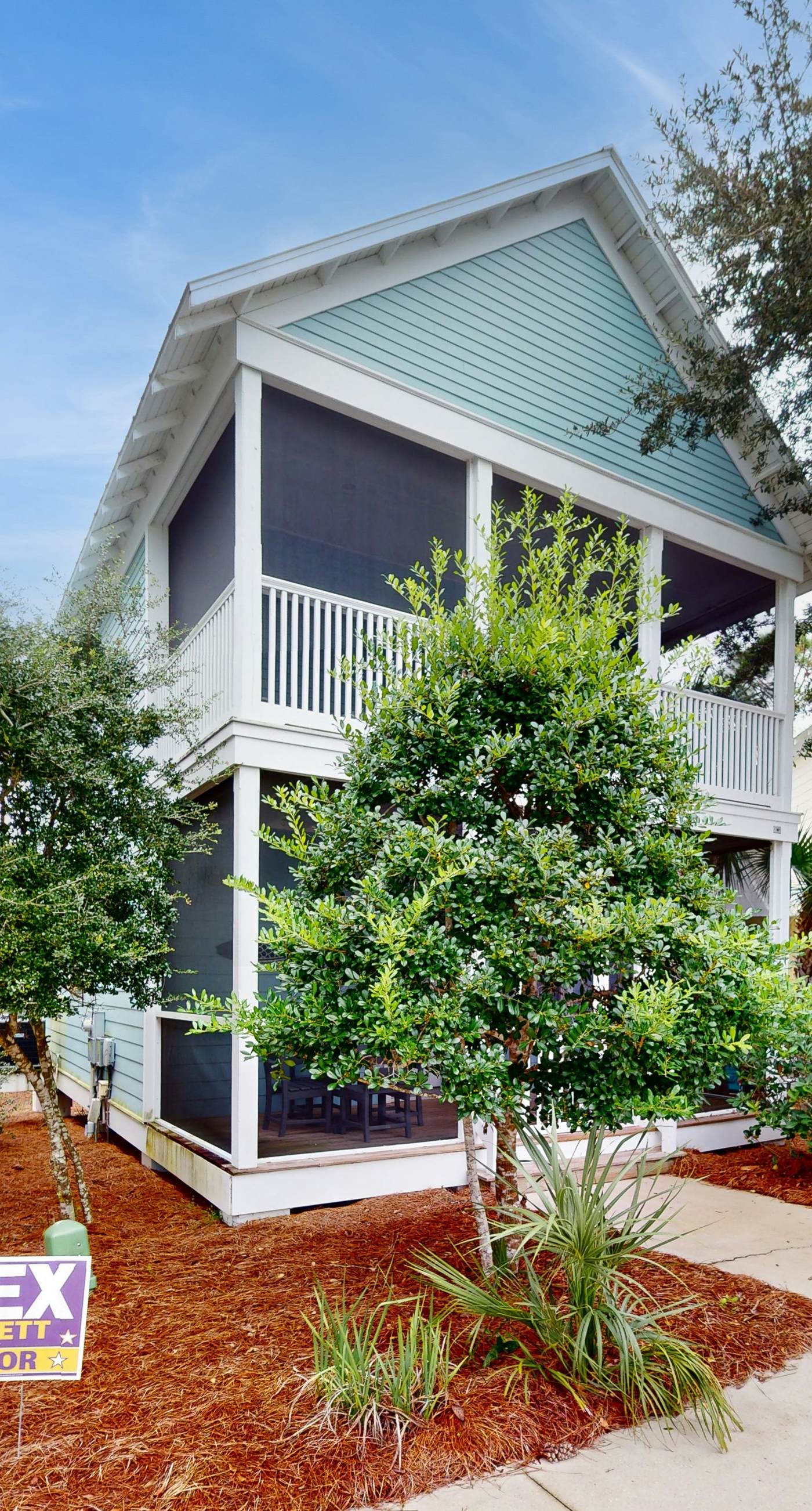 Family-Friendly Home with Shared Hot Tub - Beach Access 1 Mile Away