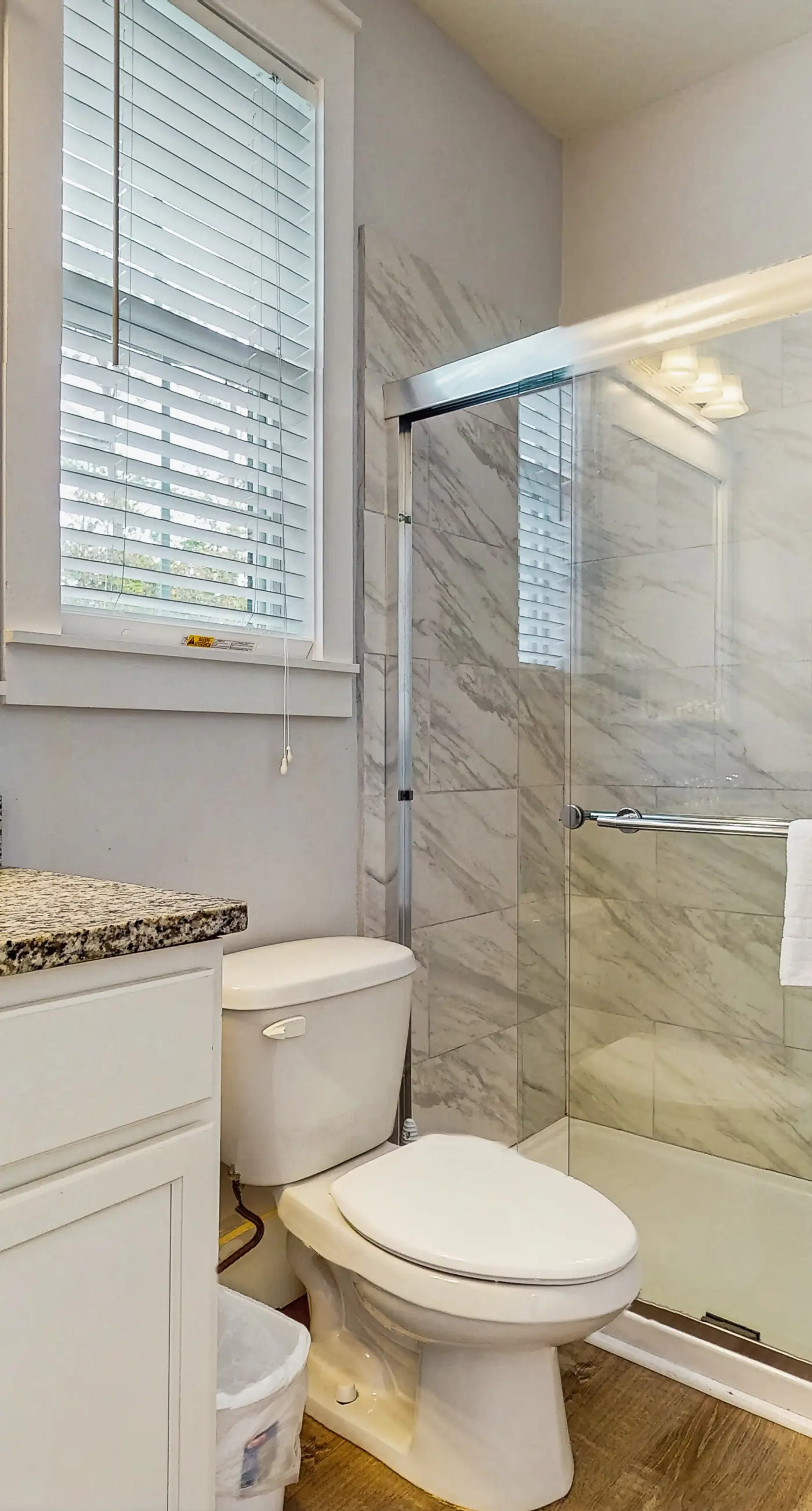 Beautiful home in a gated community with porches & shared pool,hot tub