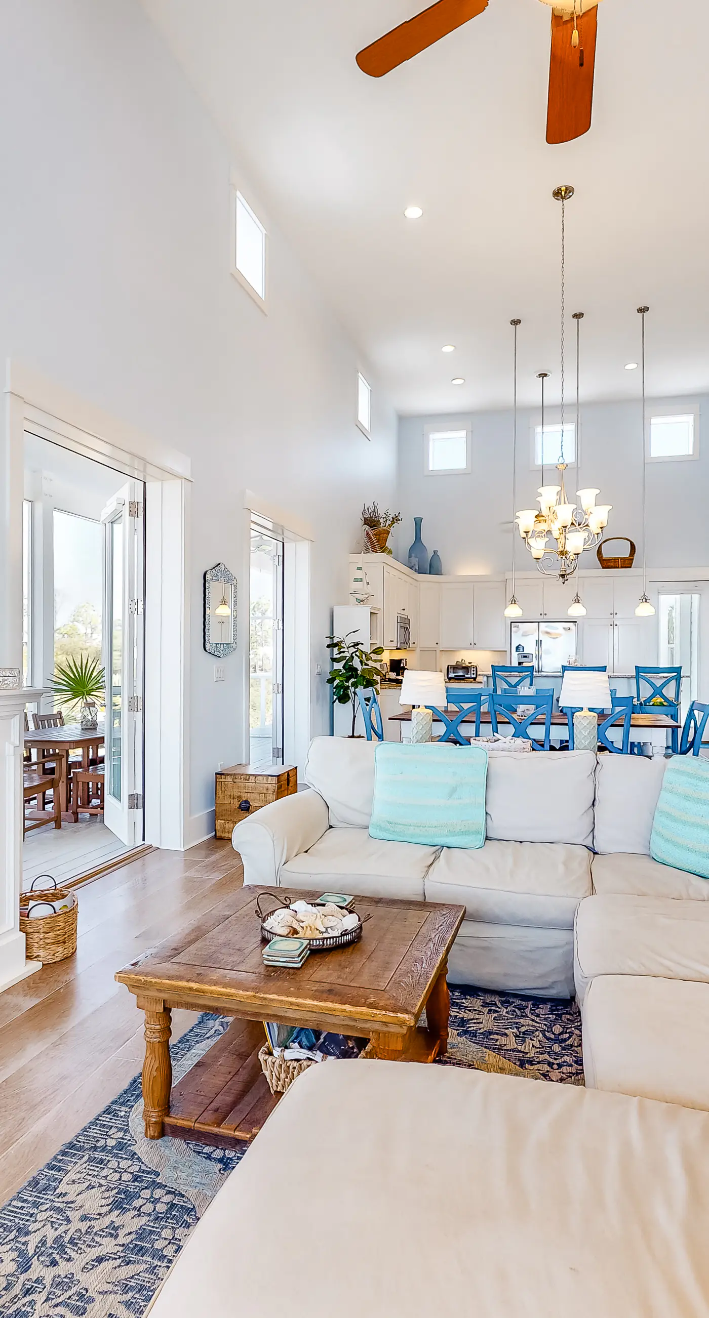 Gulf-front home with infinity pool, AC, kayaks, & paddleboard - close to beach