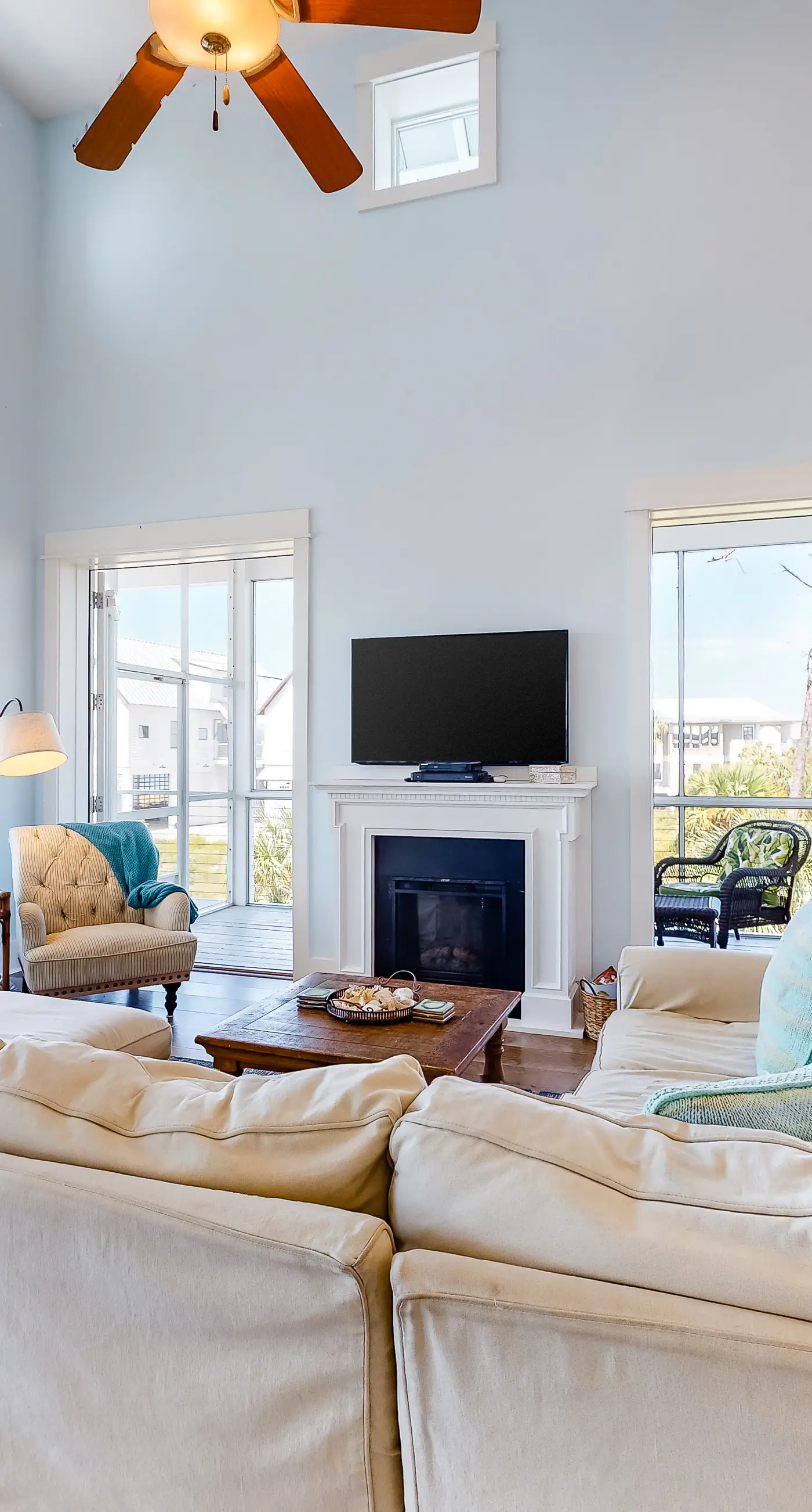 Gulf-front home with infinity pool, AC, kayaks, & paddleboard - close to beach