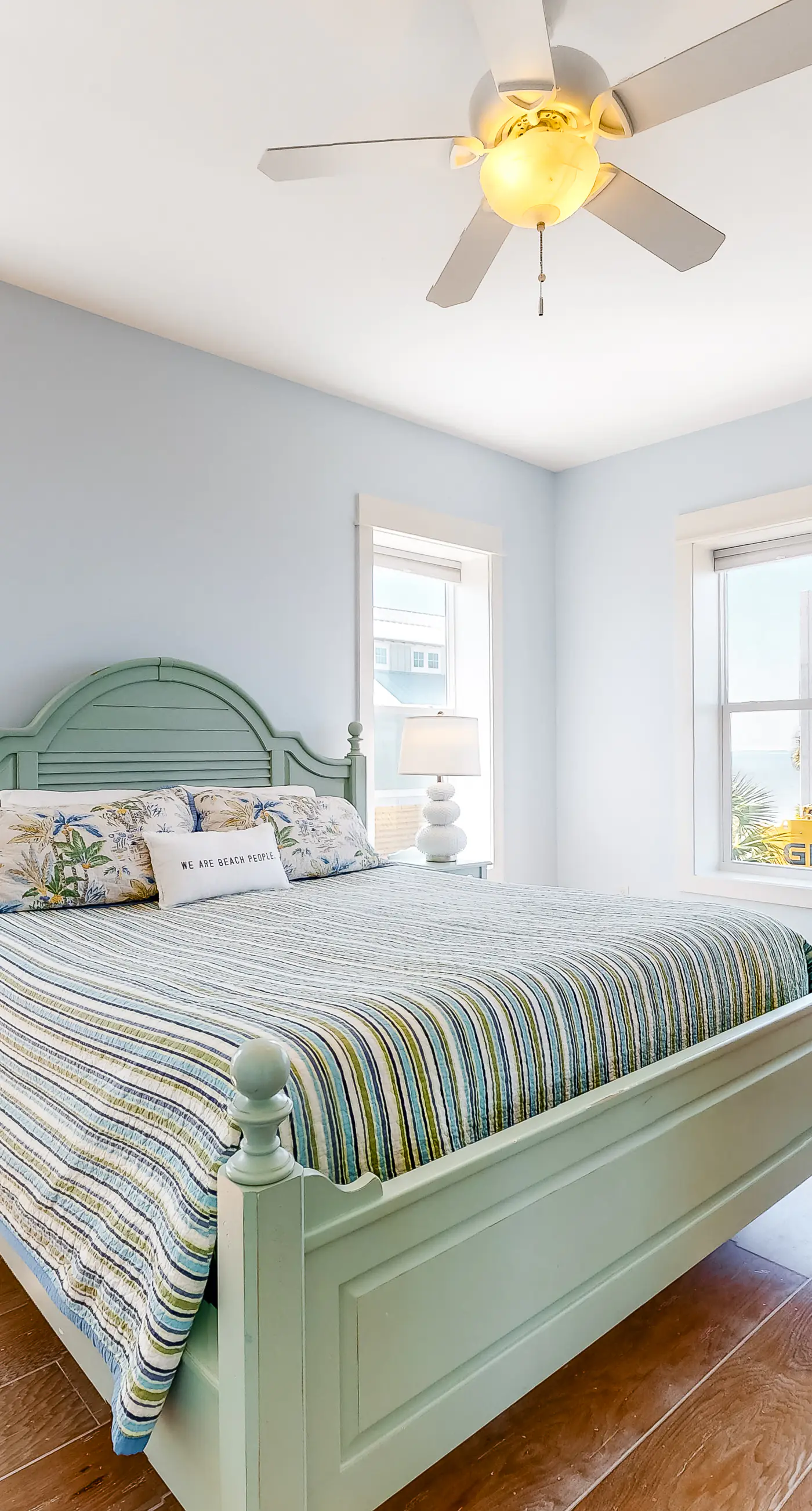 Gulf-front home with infinity pool, AC, kayaks, & paddleboard - close to beach