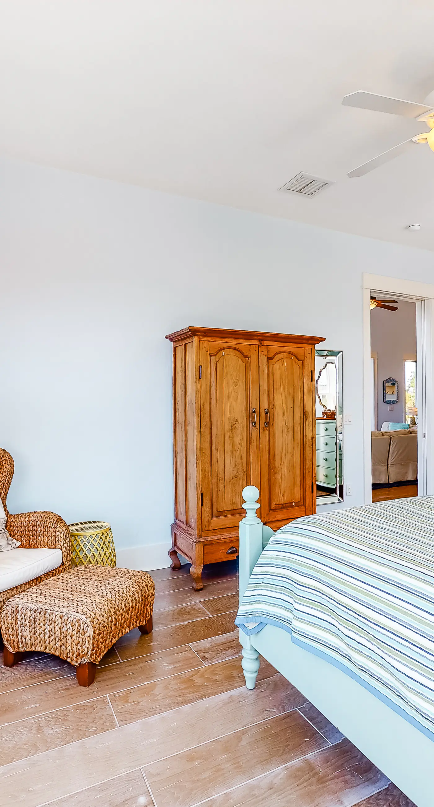 Gulf-front home with infinity pool, AC, kayaks, & paddleboard - close to beach