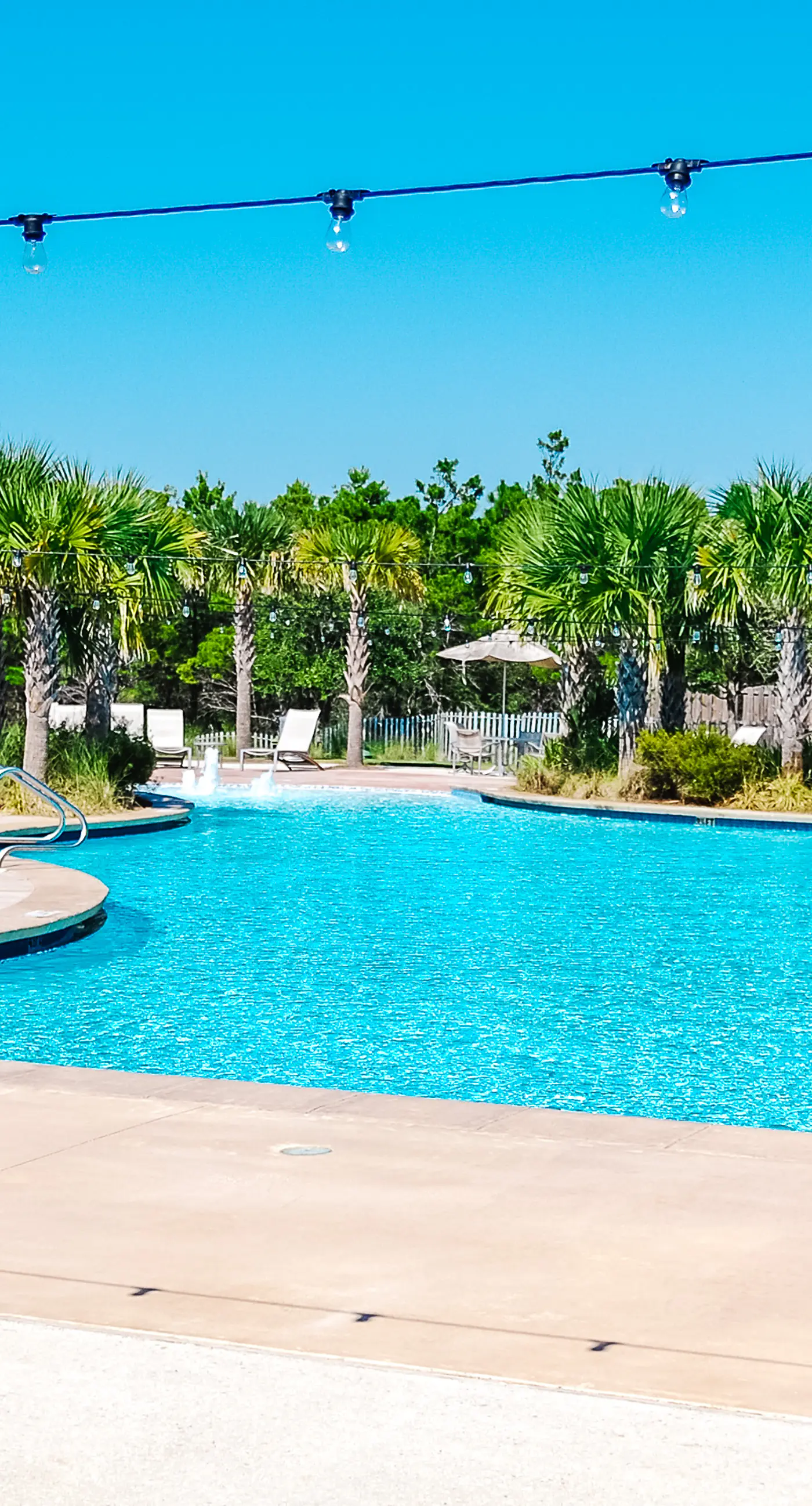 Gulf-front home with infinity pool, AC, kayaks, & paddleboard - close to beach
