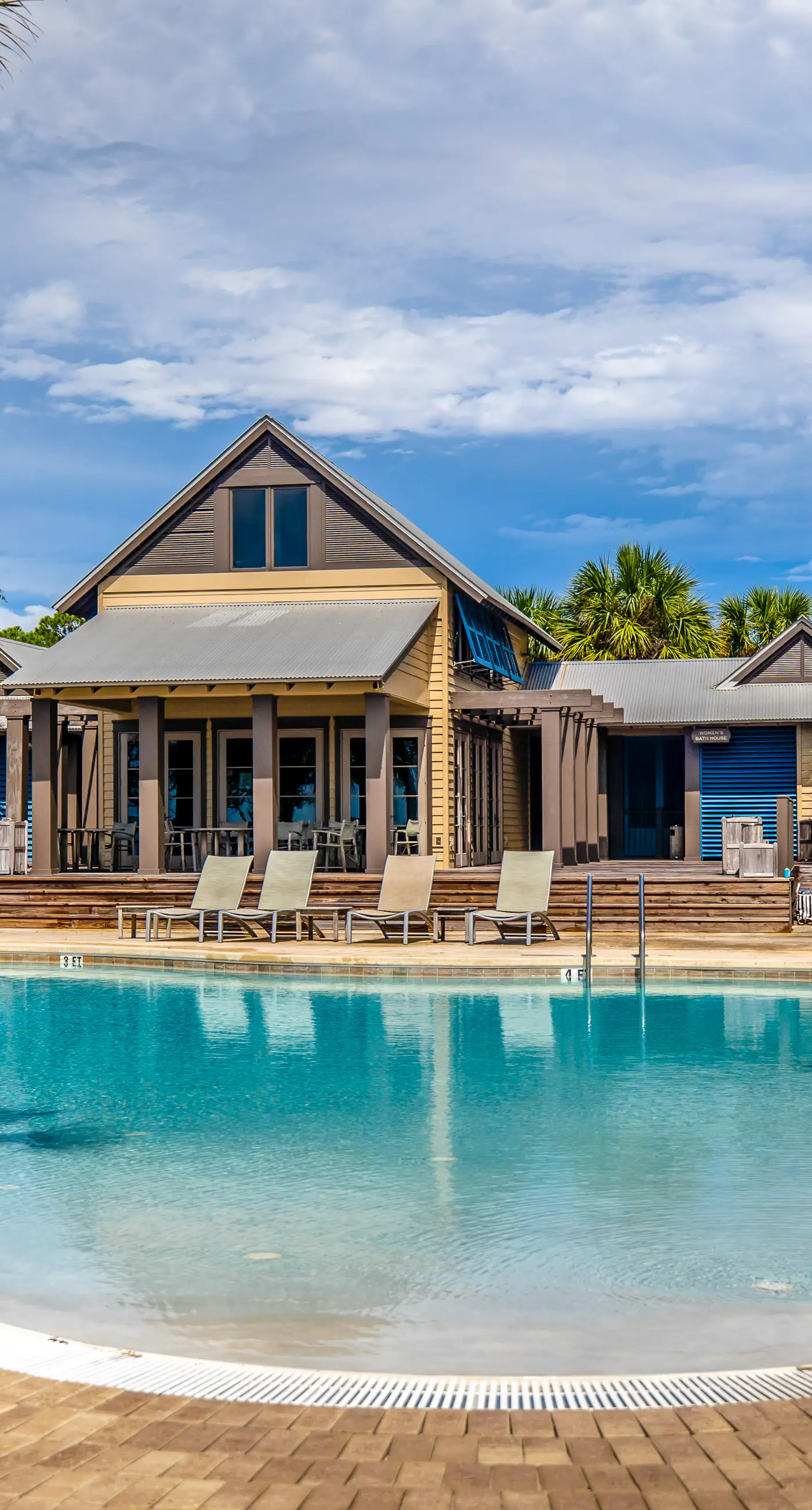 Gulf-front home with infinity pool, AC, kayaks, & paddleboard - close to beach