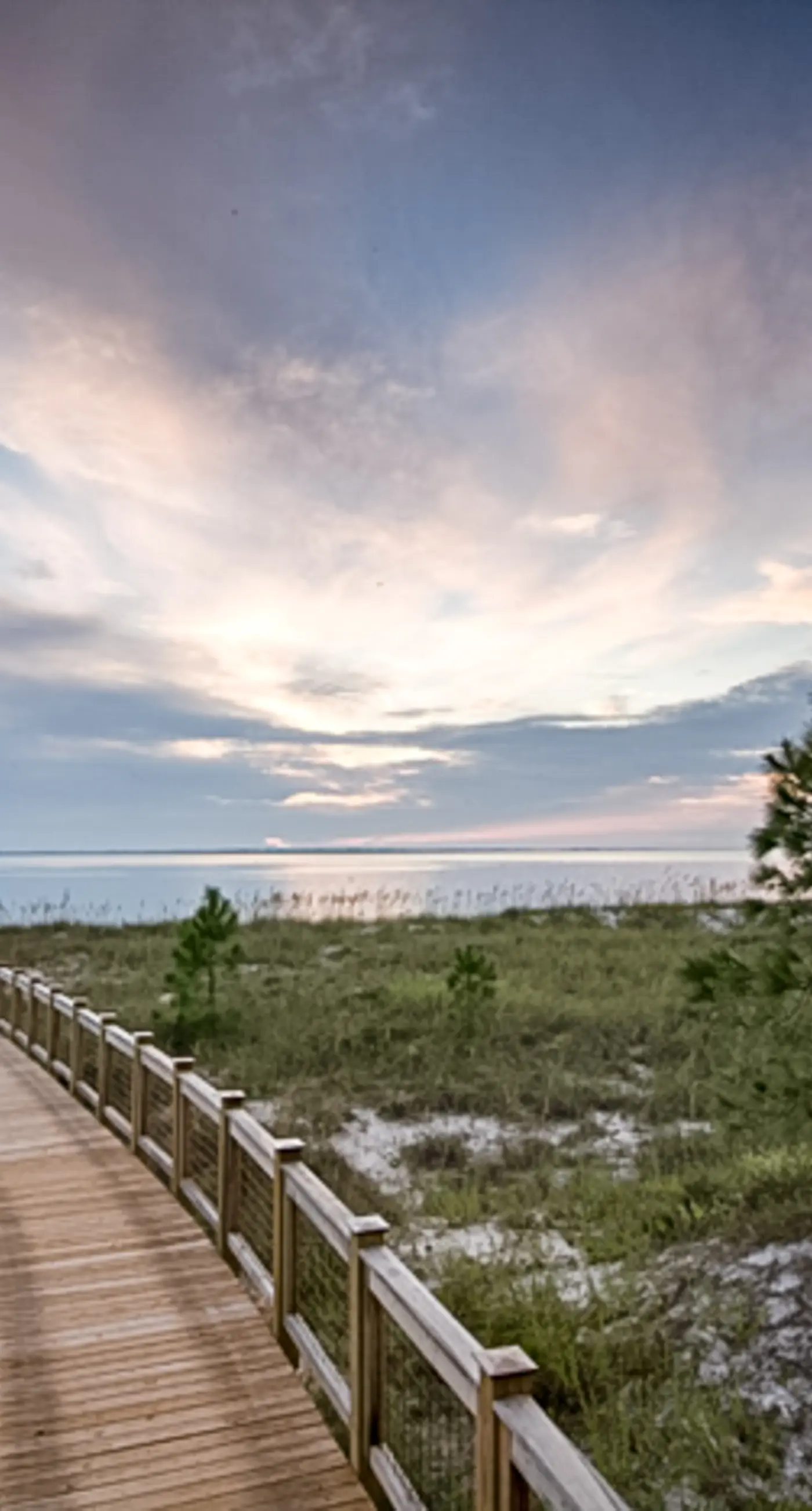 Gulf-front home with infinity pool, AC, kayaks, & paddleboard - close to beach