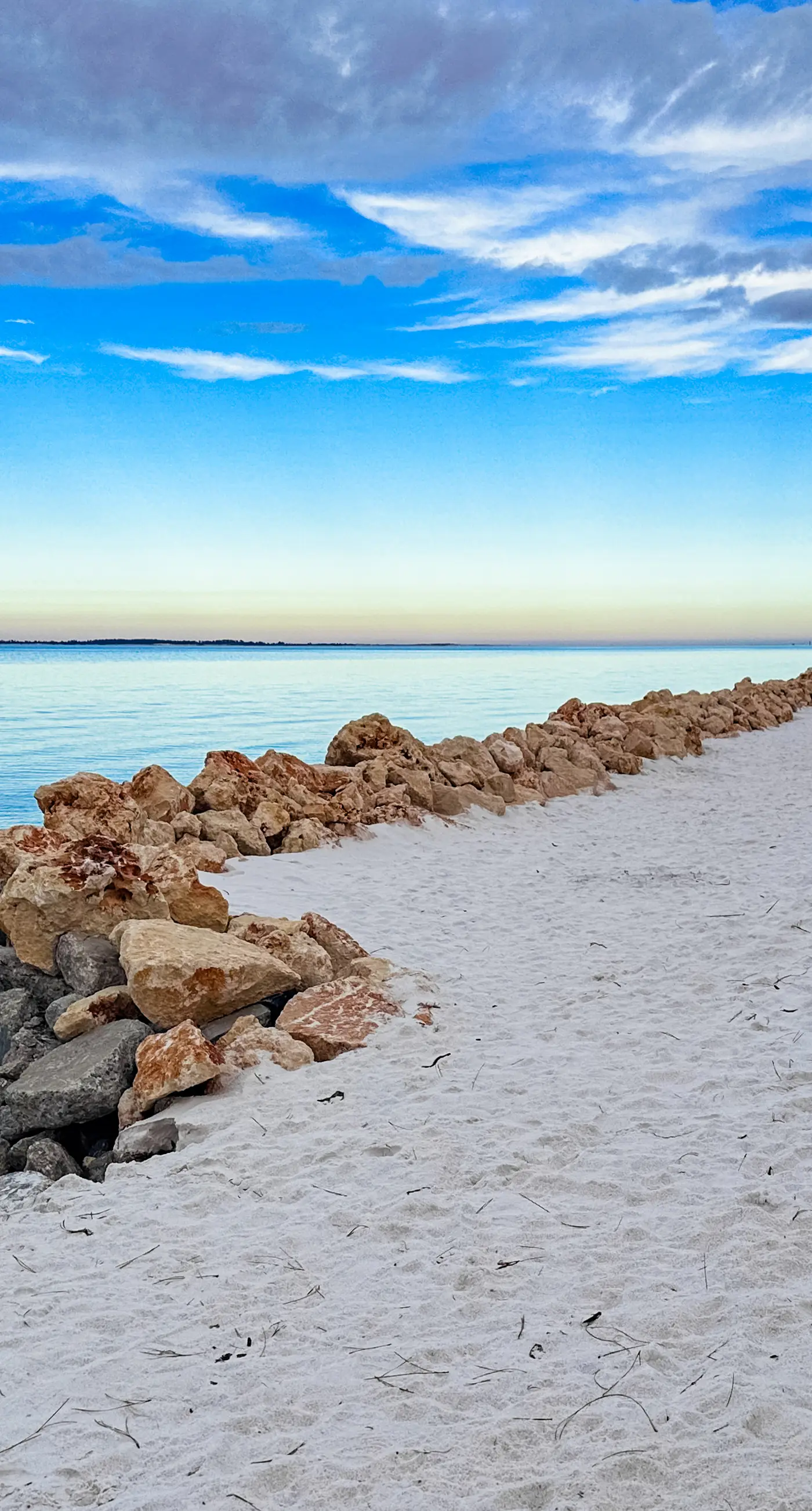 Gulf-front home with infinity pool, AC, kayaks, & paddleboard - close to beach