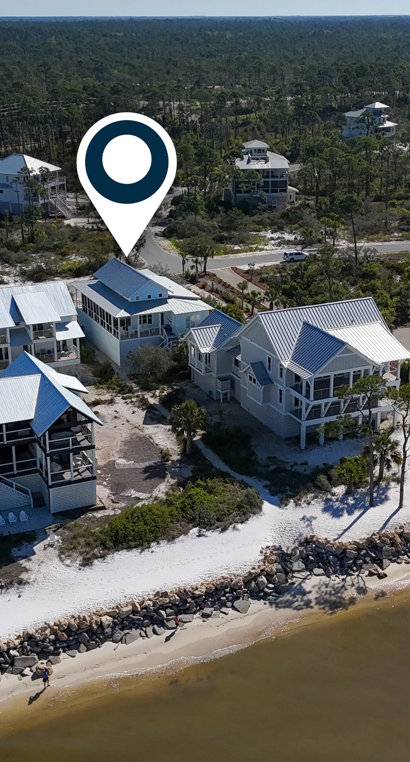 Gulf-front home with infinity pool, AC, kayaks, & paddleboard - close to beach