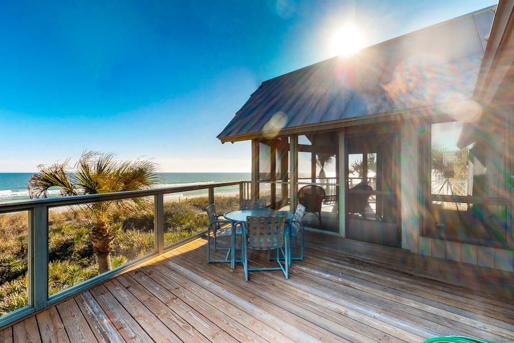 Snowbird-friendly beachfront home with a pool, tennis, washer/dryer, fireplace
