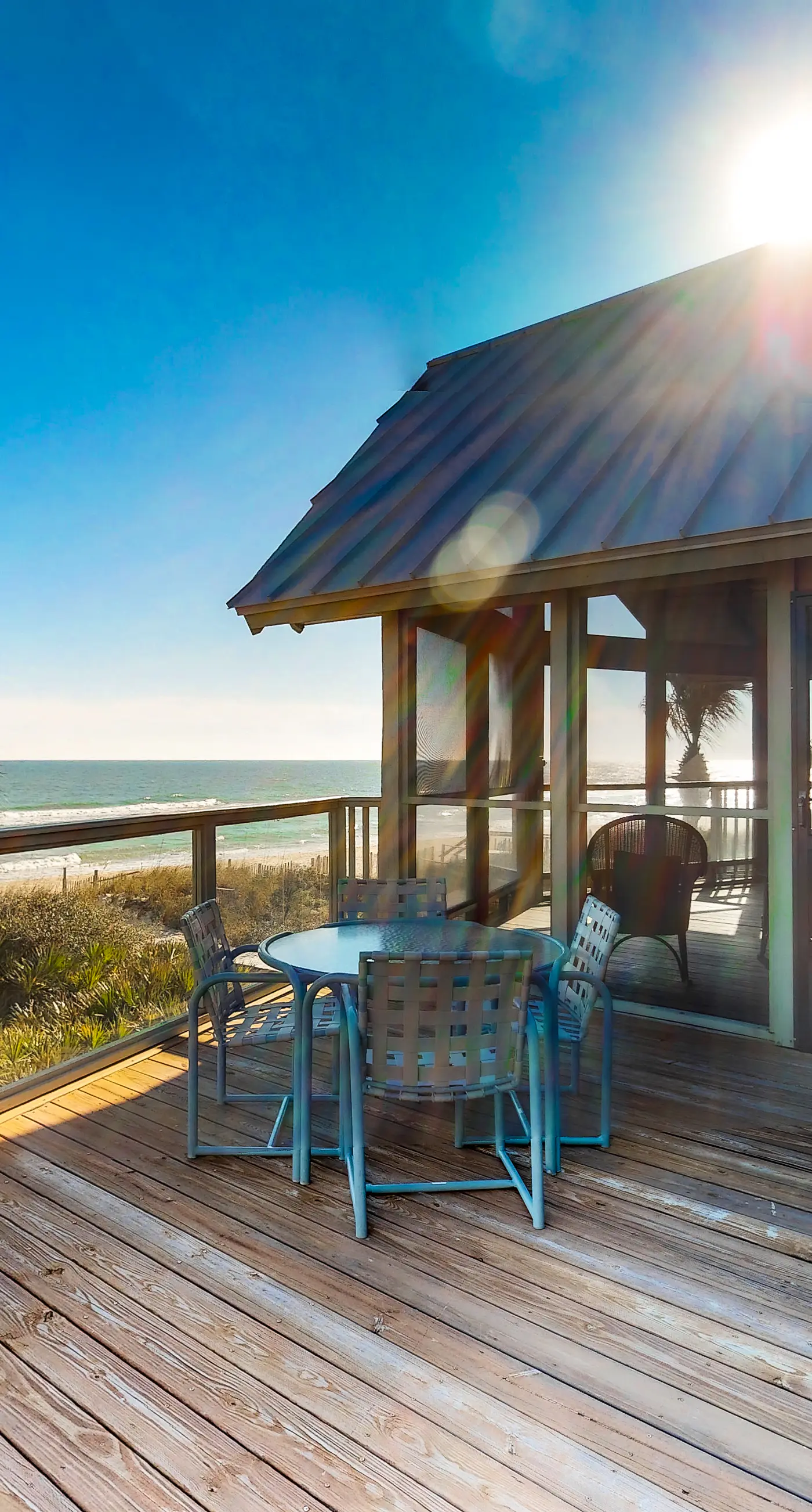 Snowbird-friendly beachfront home with a pool, tennis, washer/dryer, fireplace