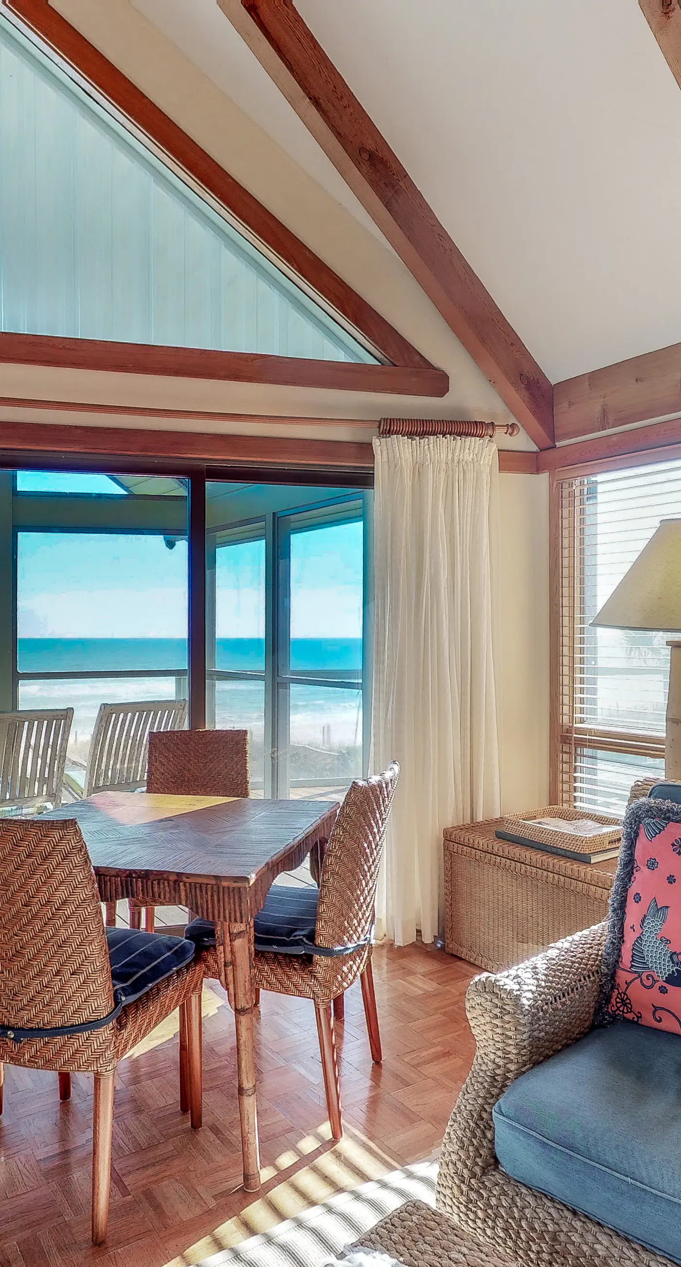 Snowbird-friendly beachfront home with a pool, tennis, washer/dryer, fireplace